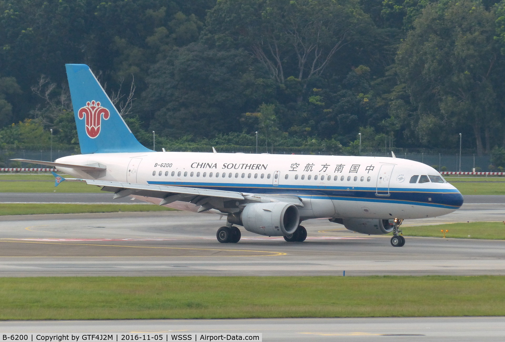 B-6200, 2005 Airbus A319-132 C/N 2519, B-6200  China Southern AL  at Singapore 5.11.16