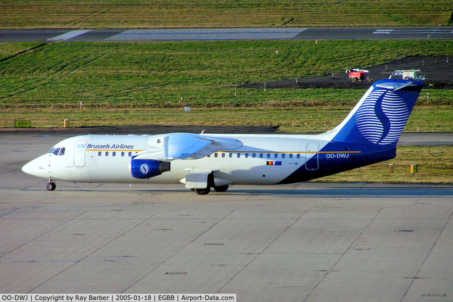 OO-DWJ, 1999 British Aerospace Avro 146-RJ100 C/N E3355, BAe 146-RJ100 [E3355] (SN Brussels Airlines) Birmingham Int'l~G 18/01/2005