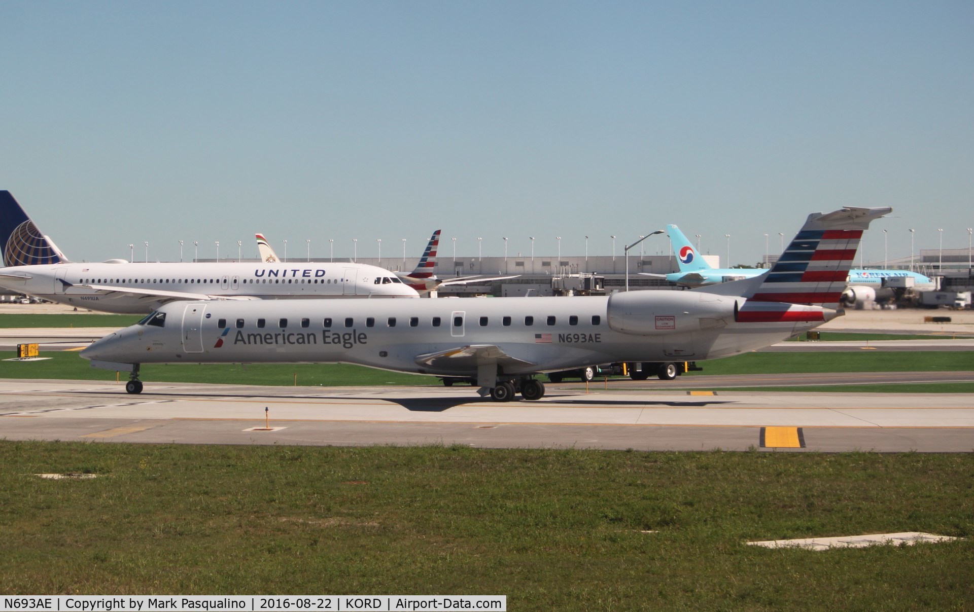 N693AE, 2004 Embraer ERJ-145LR (EMB-145LR) C/N 14500868, EMB-145LR