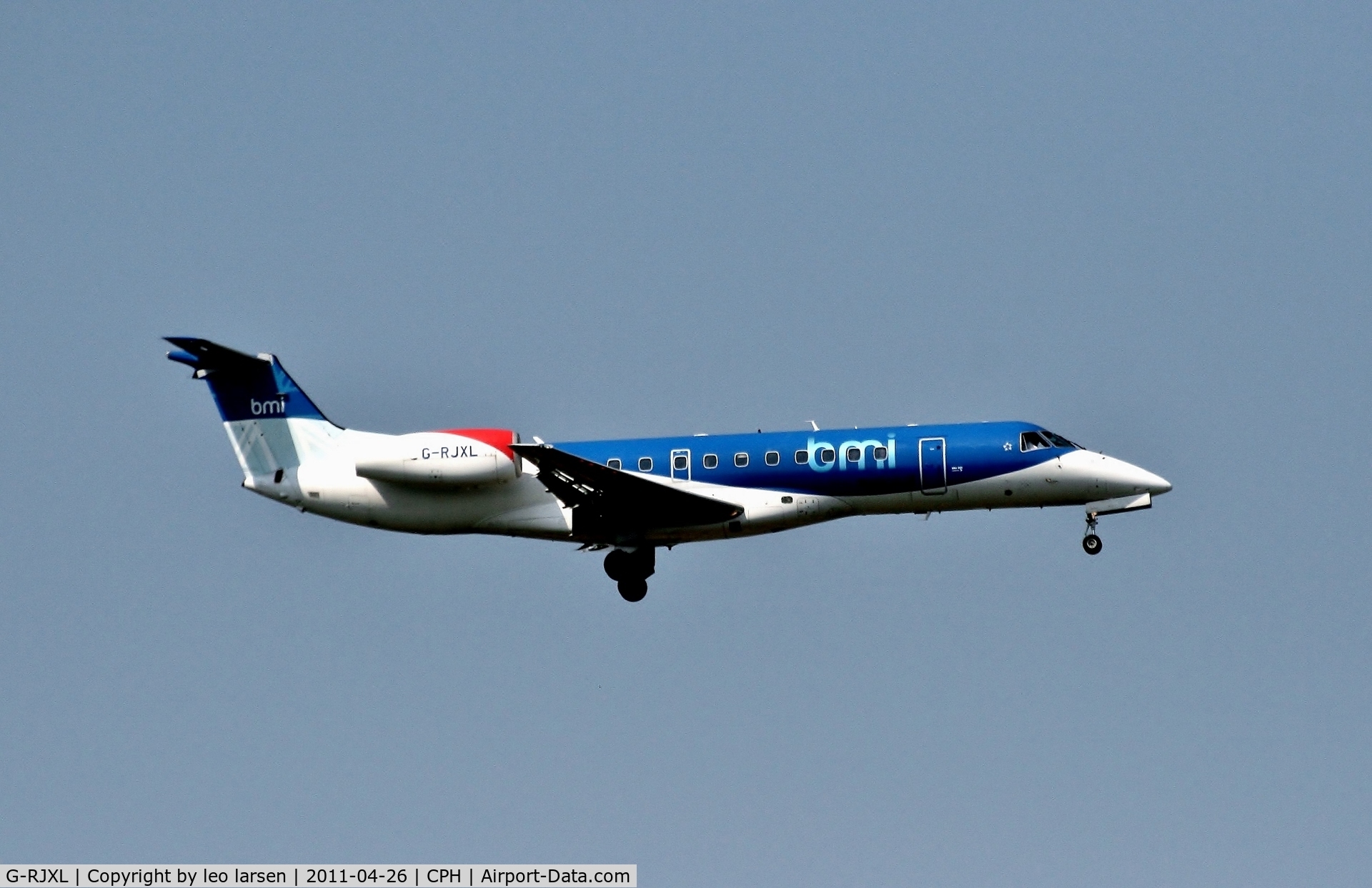 G-RJXL, 2001 Embraer ERJ-135ER (EMB-135ER) C/N 145376, Copenhagen 26.4.11