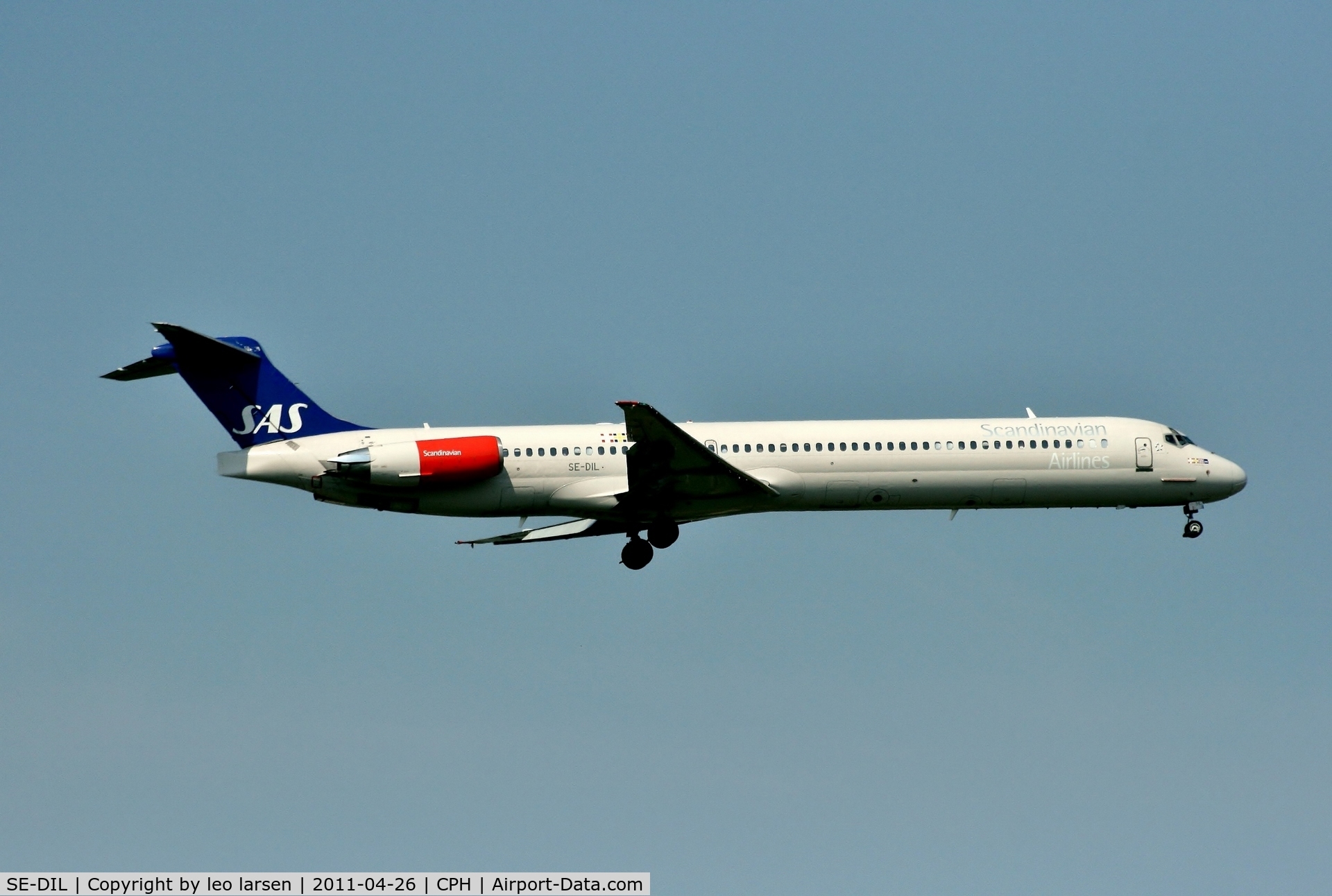 SE-DIL, 1989 McDonnell Douglas MD-82 (DC-9-82) C/N 49913, Copenhagen 26.4.11