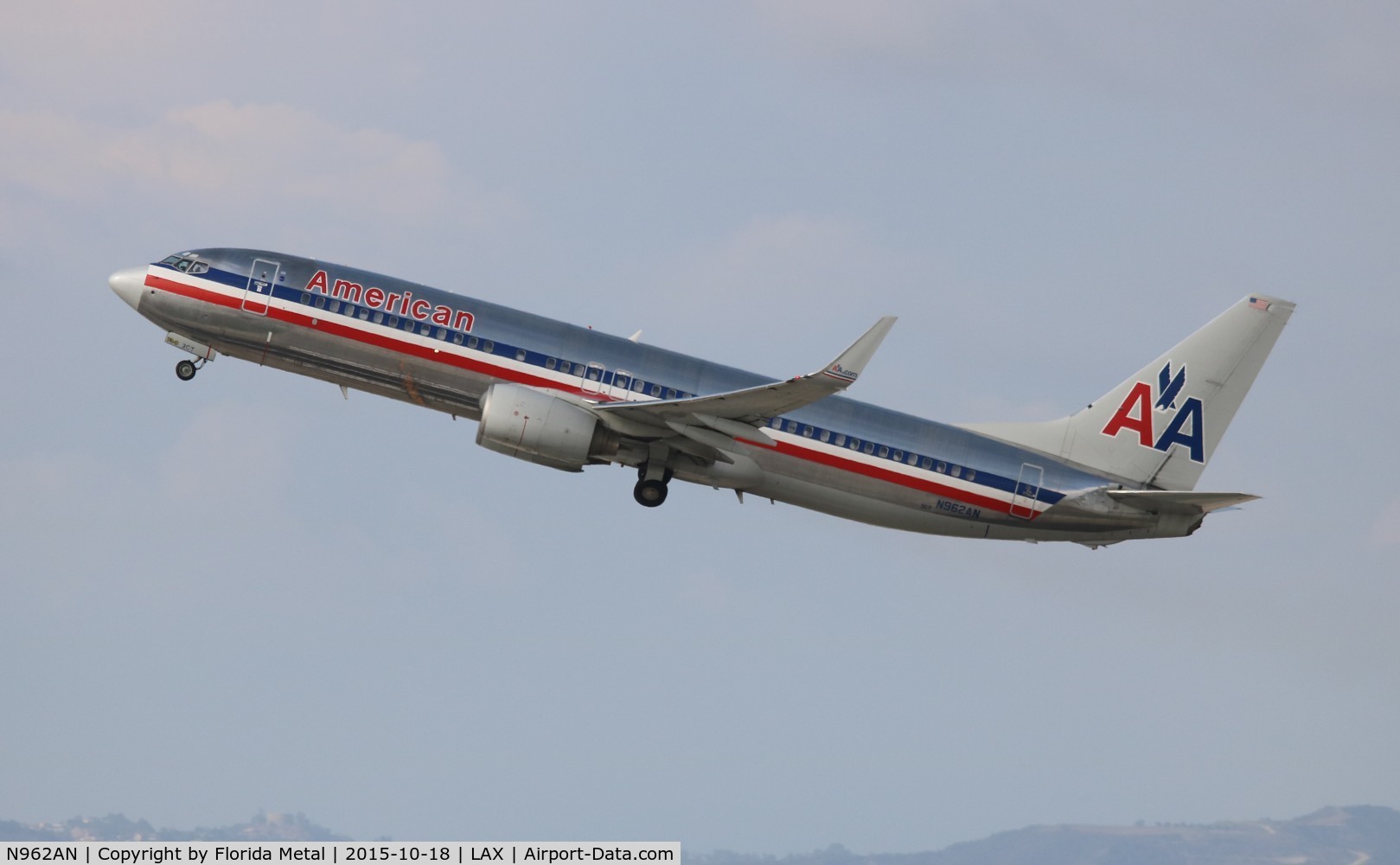 N962AN, 2001 Boeing 737-823 C/N 30858, American