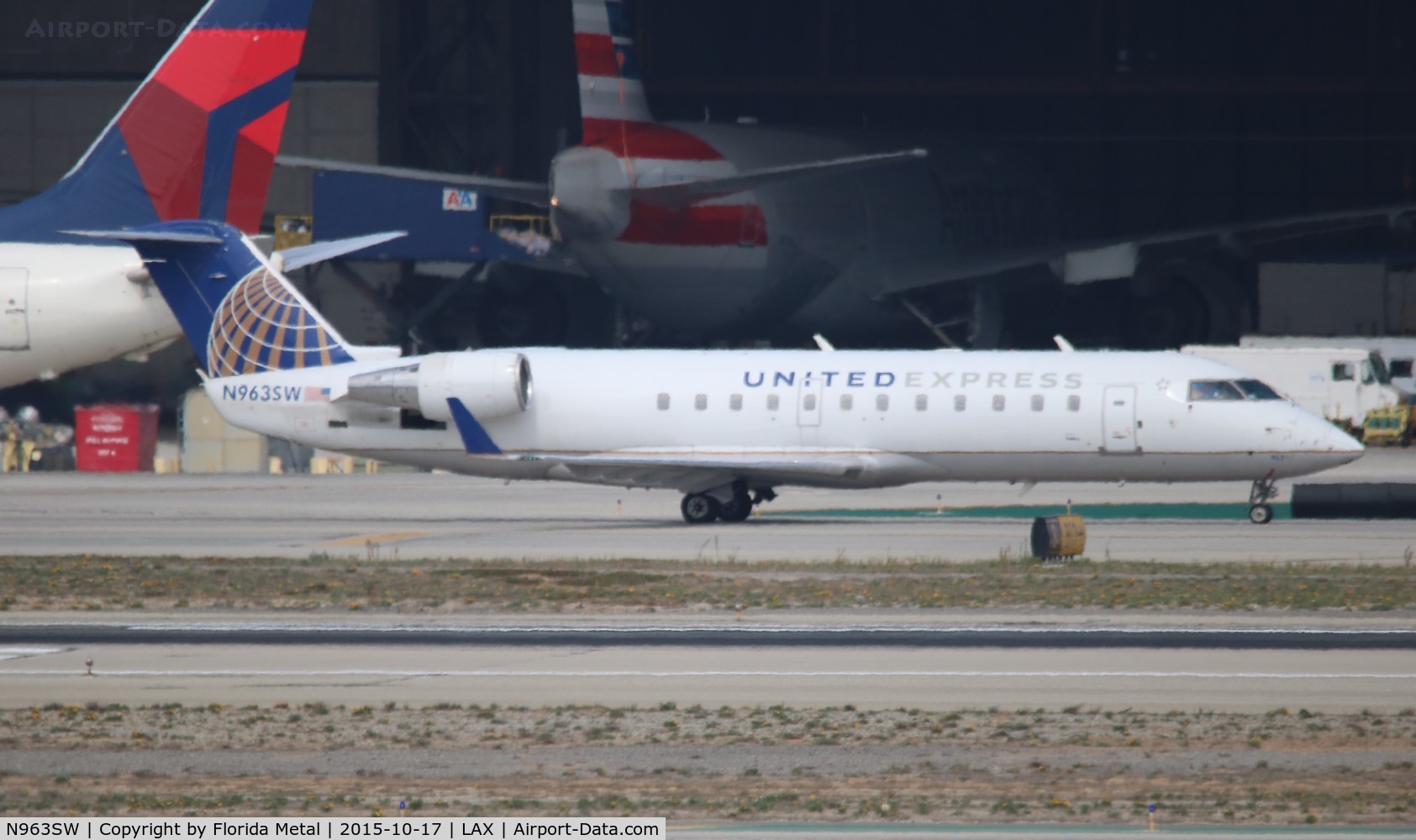 N963SW, 2003 Bombardier CRJ-200LR (CL-600-2B19) C/N 7865, United Express
