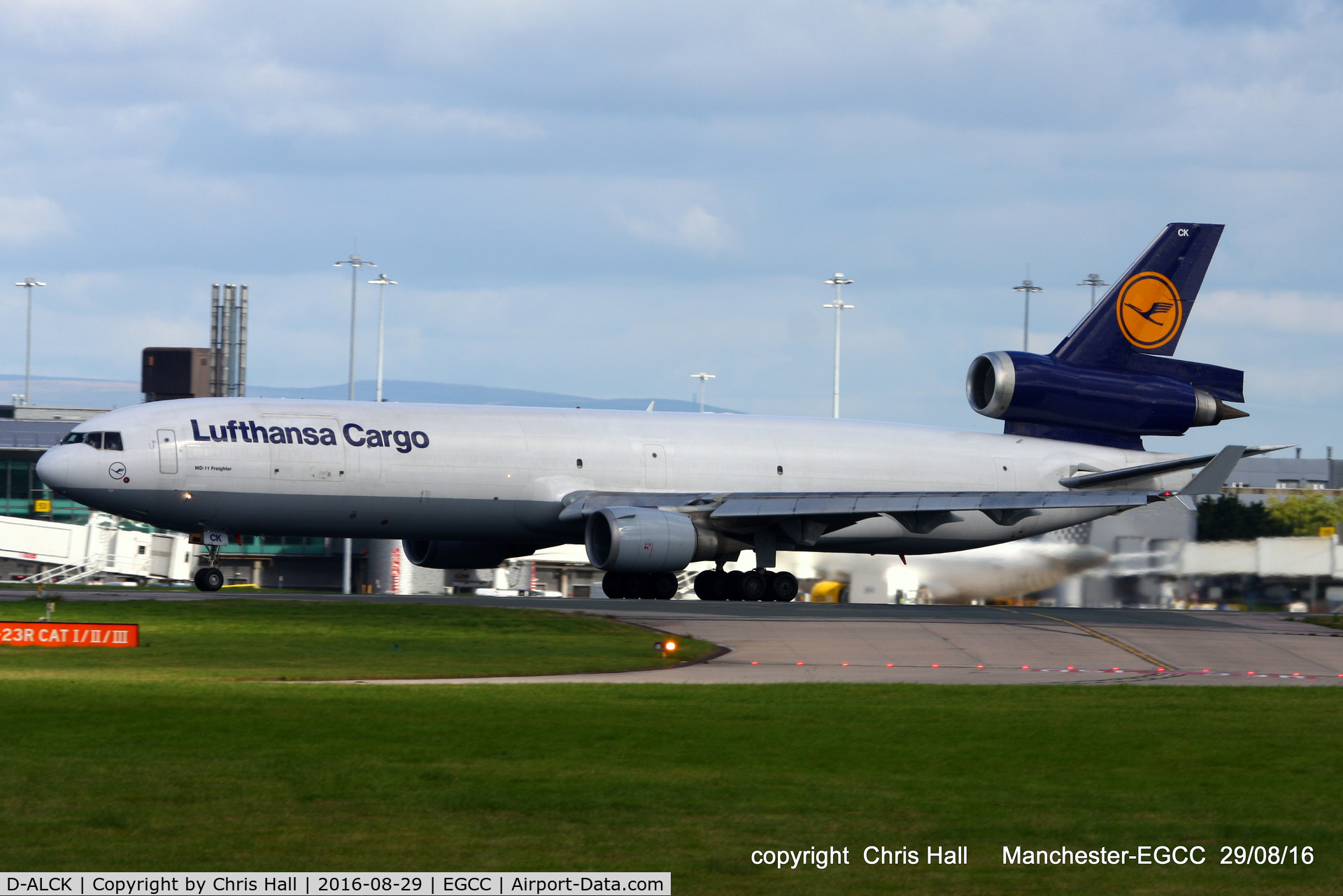 D-ALCK, 2000 McDonnell Douglas MD-11F C/N 48803, Lufthansa