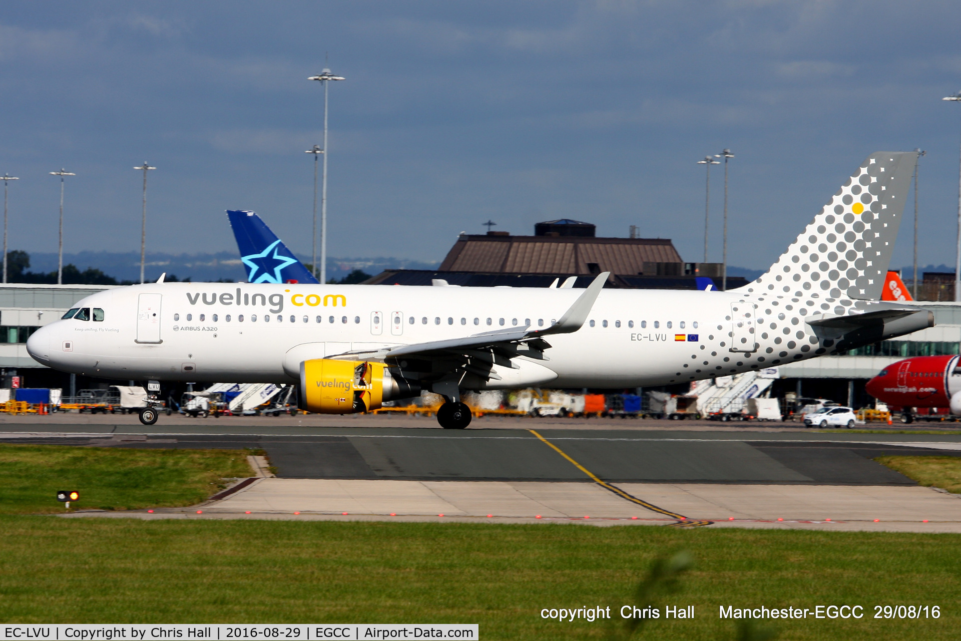 EC-LVU, 2013 Airbus A320-214 C/N 5616, Veuling