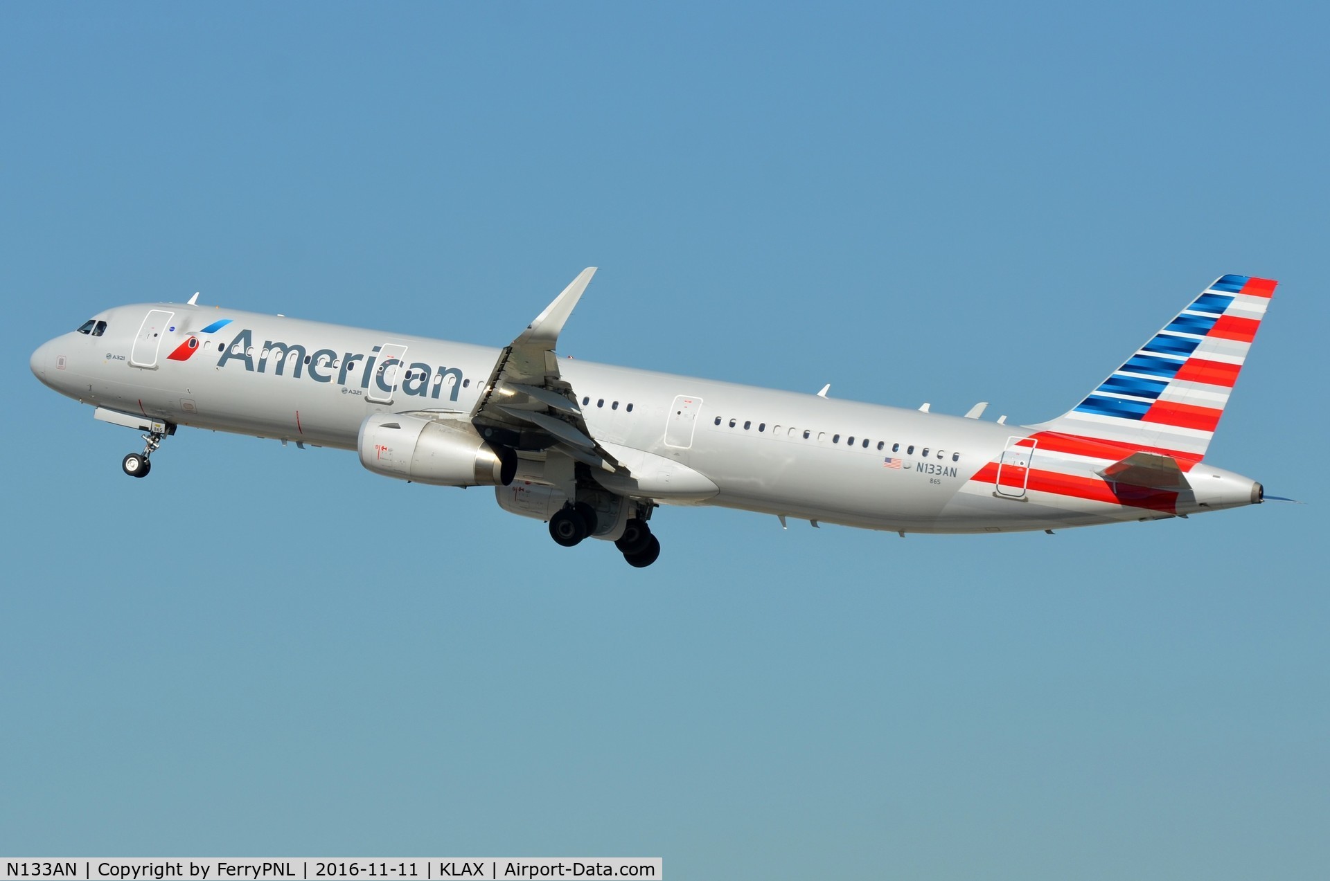 N133AN, 2015 Airbus A321-200 C/N 6482, Departure of American A321