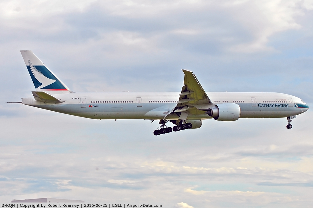 B-KQN, 2014 Boeing 777-367/ER C/N 41761, Arriving 27R