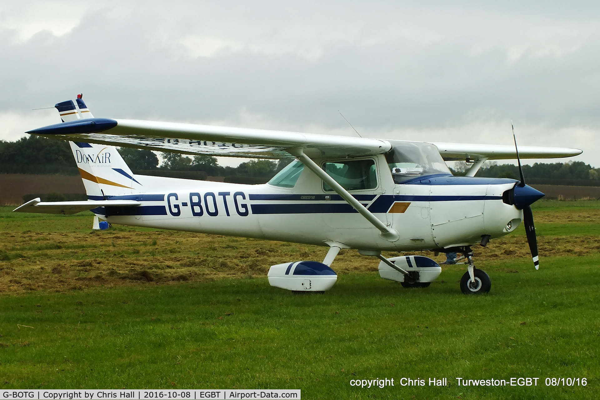 G-BOTG, 1978 Cessna 152 C/N 152-83035, at Turweston