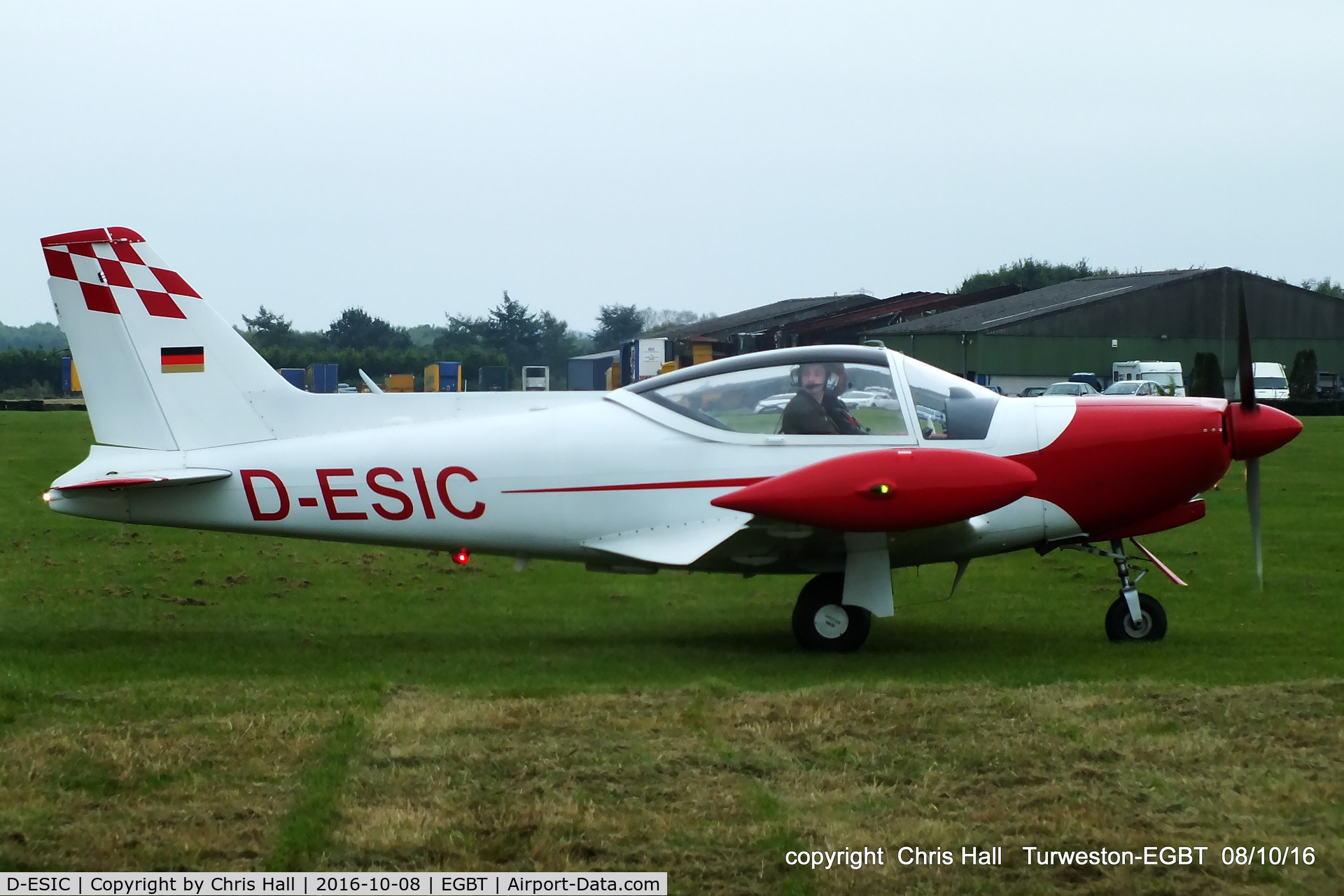 D-ESIC, 1966 SIAI-Marchetti F-260 C/N 102, at Turweston