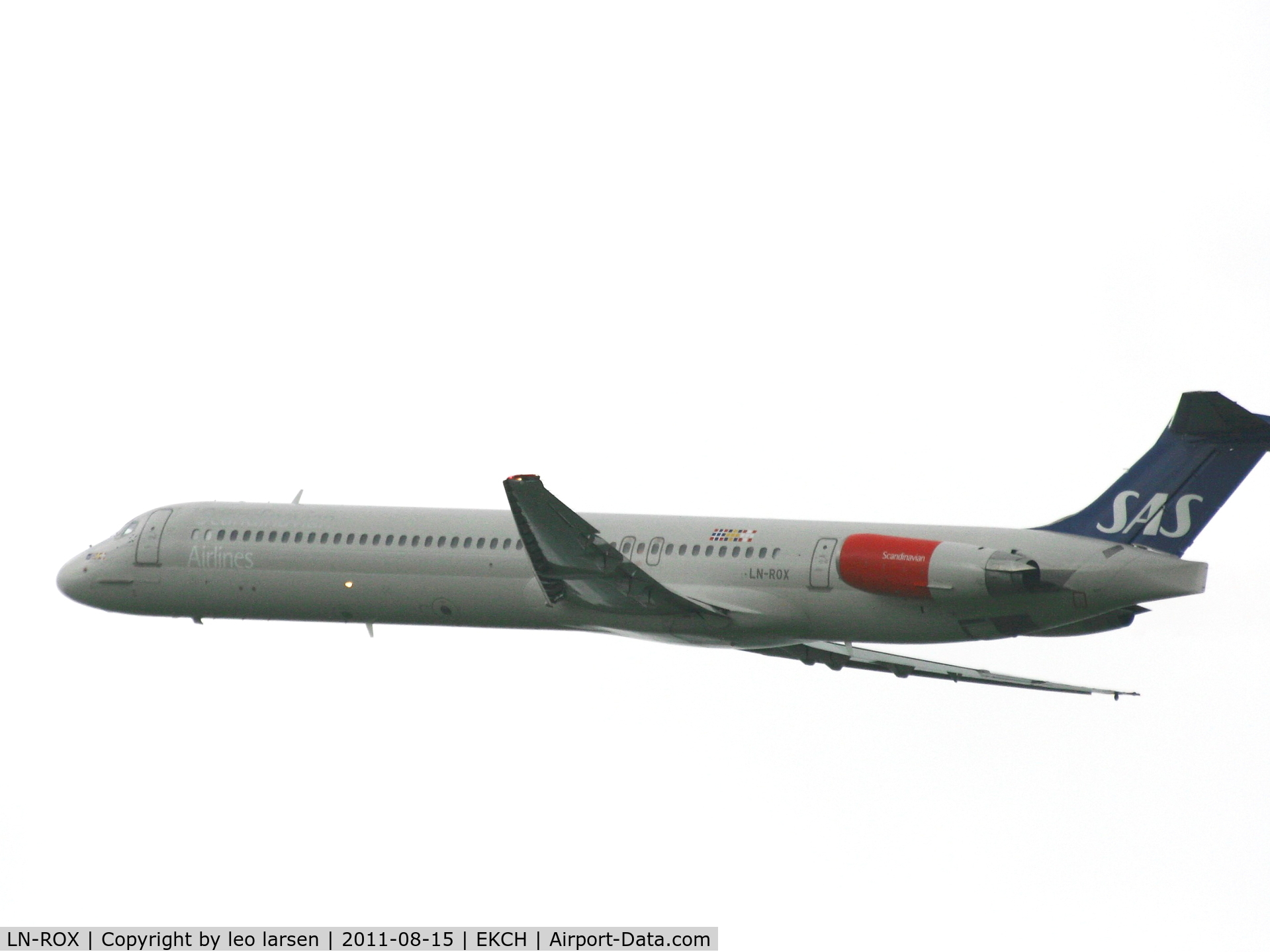 LN-ROX, 1988 McDonnell Douglas MD-82 (DC-9-82) C/N 49603, Copenhagen 15.8.11