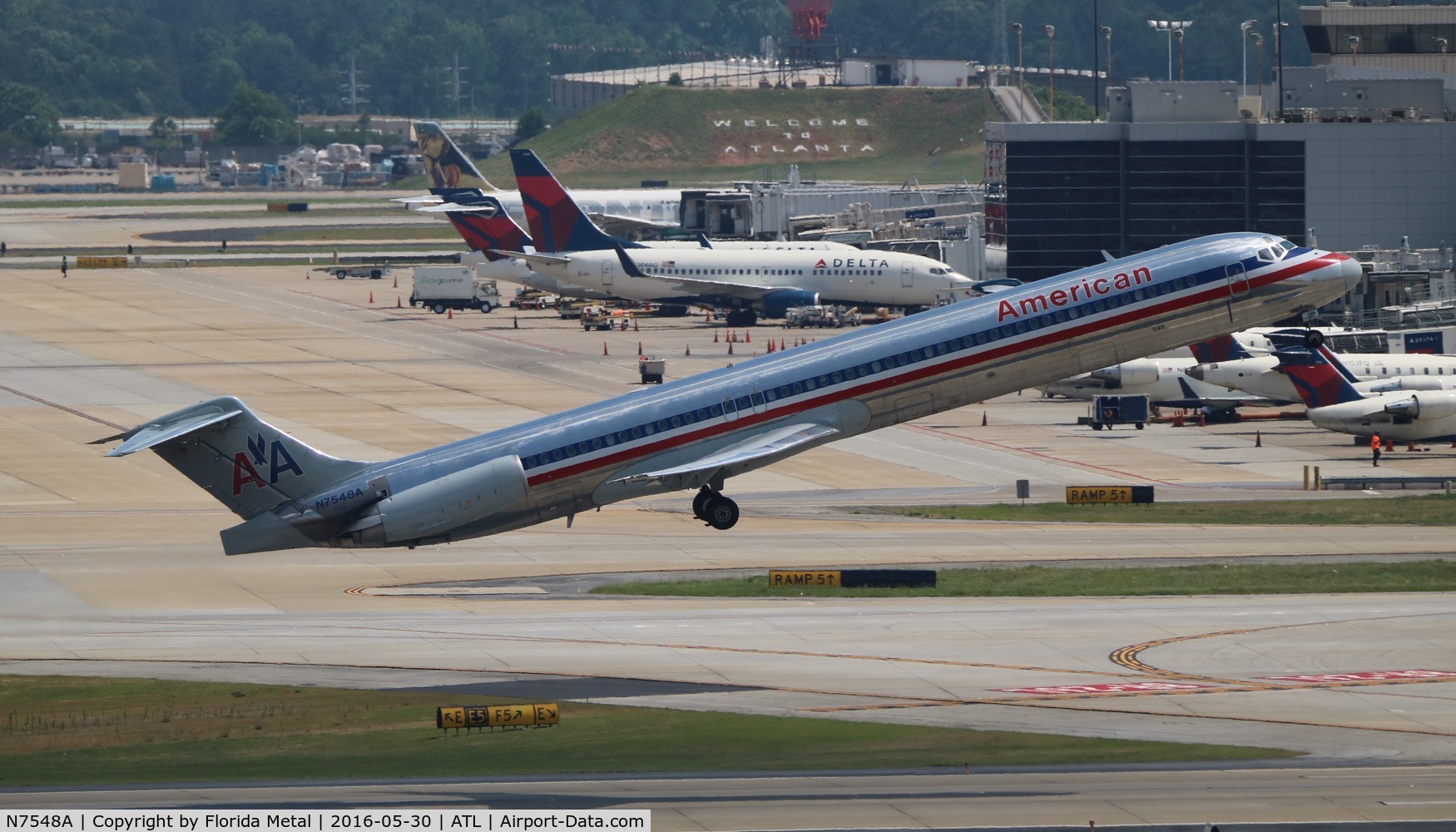 N7548A, 1991 McDonnell Douglas MD-82 (DC-9-82) C/N 53030, American