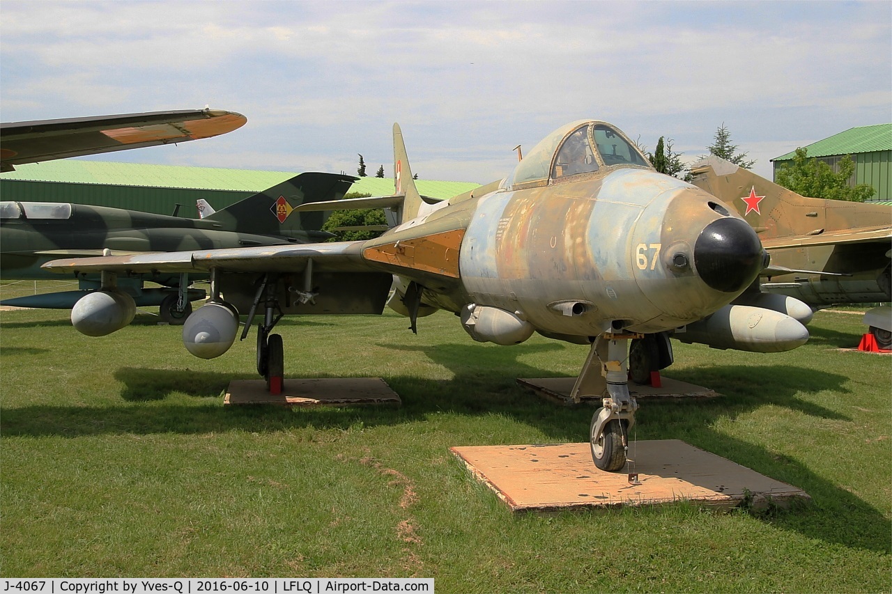 J-4067, Hawker Hunter F.58 C/N 41H-697434, Hawker Hunter F.58, Musée Européen de l'Aviation de Chasse, Montélimar-Ancône airfield (LFLQ)