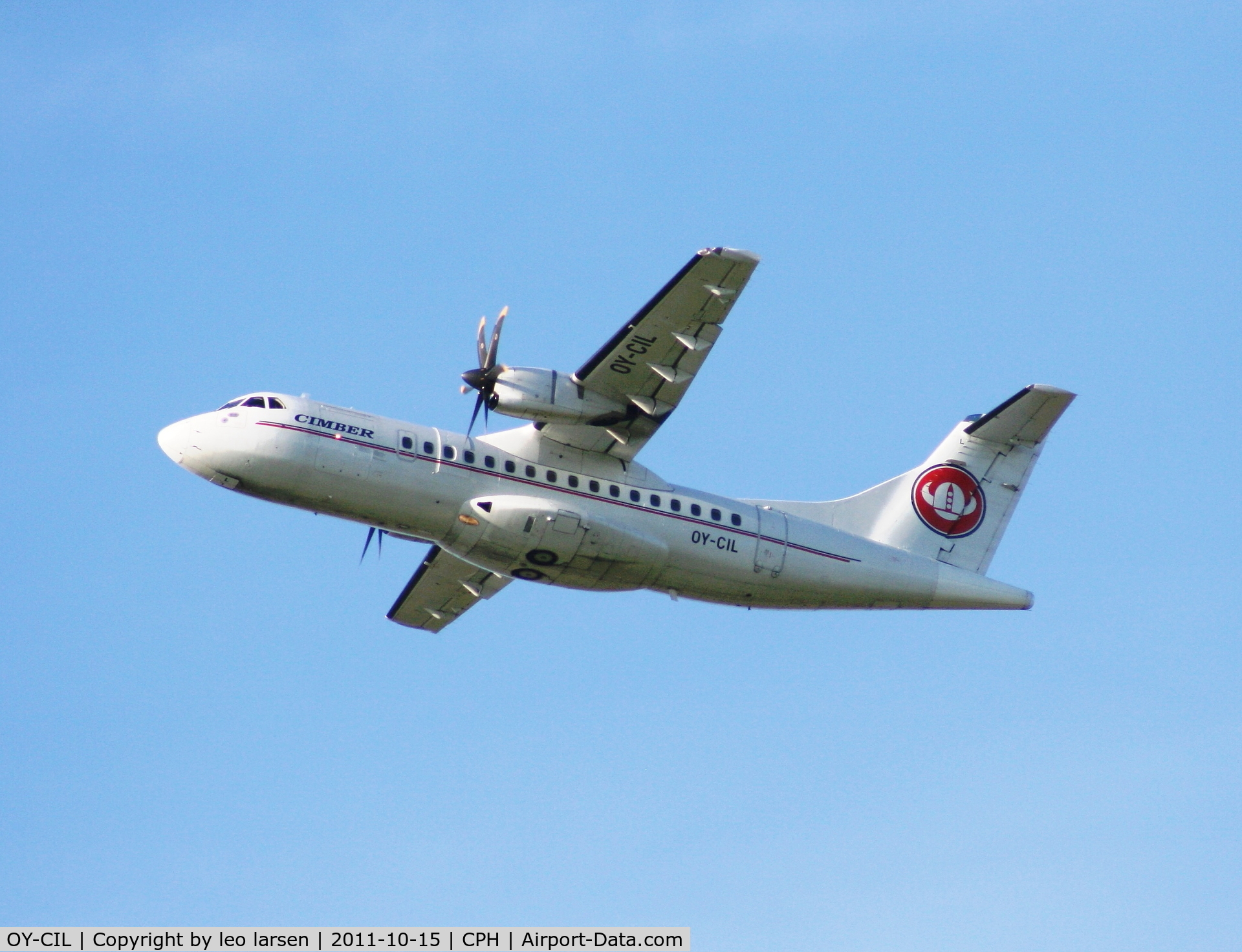 OY-CIL, 1996 ATR 42-500 C/N 514, Copenhagen 15.10.2011