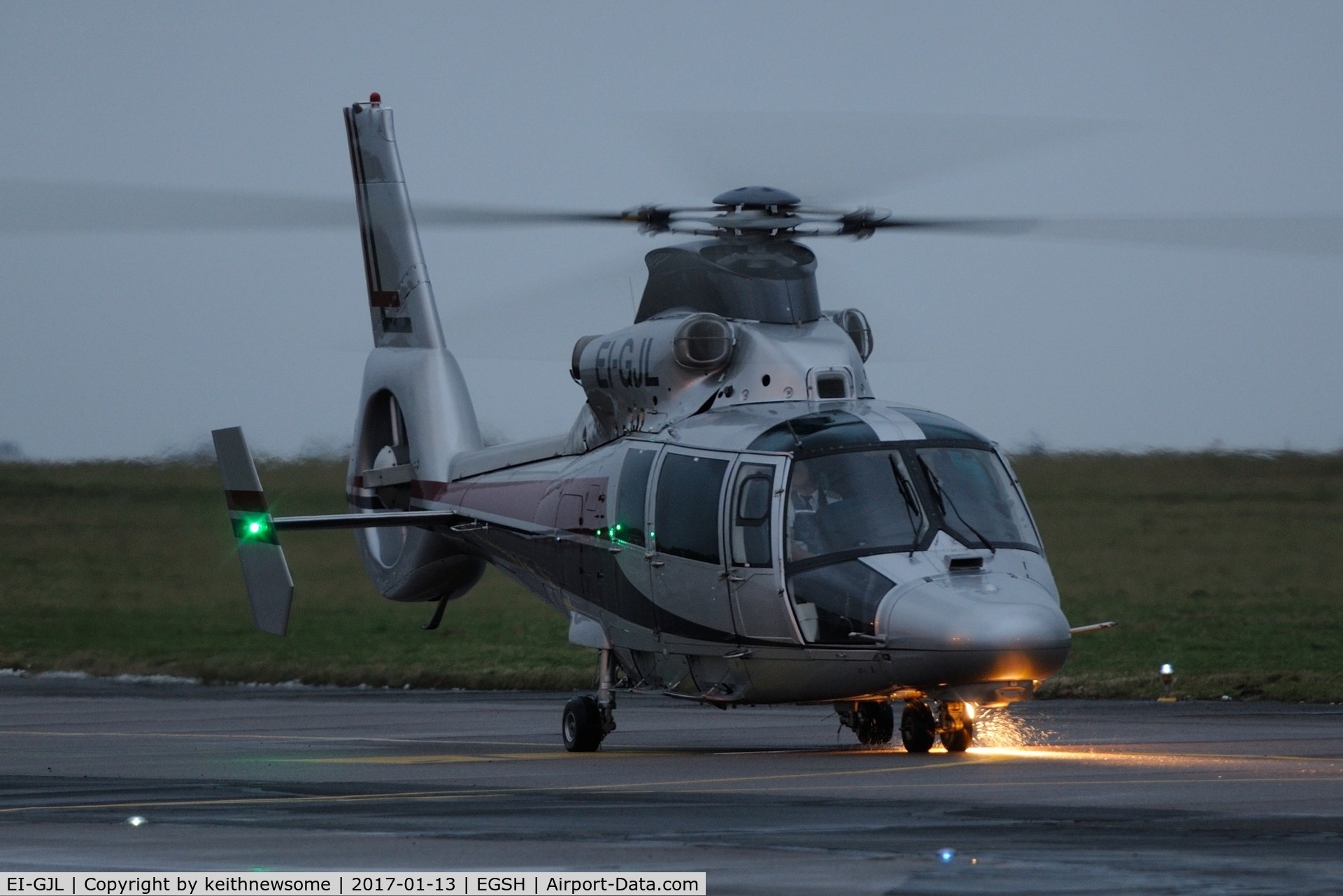EI-GJL, 2007 Eurocopter AS-365N-3 Dauphin 2 C/N 6785, Splashing late arrival.