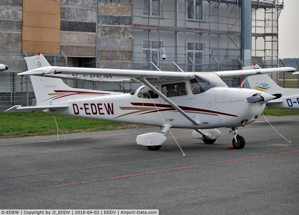 D-EDEW, 2005 Cessna 172R C/N 17281237, Small Prop at HAJ / Germany / Lower Saxonia