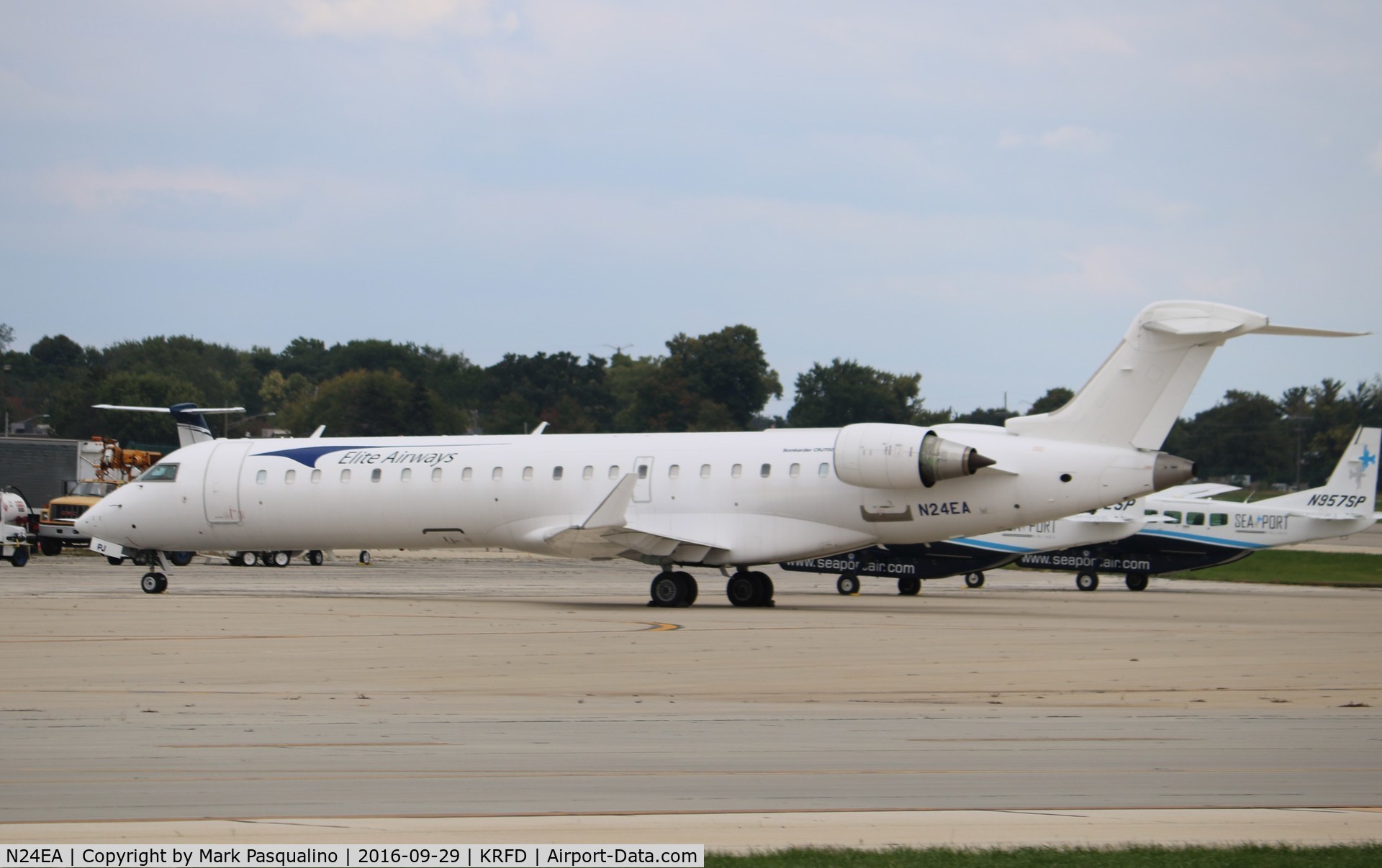 N24EA, 2002 Bombardier CRJ-701ER (CL-600-2C10) Regional Jet C/N 10040, CL-600-2C10