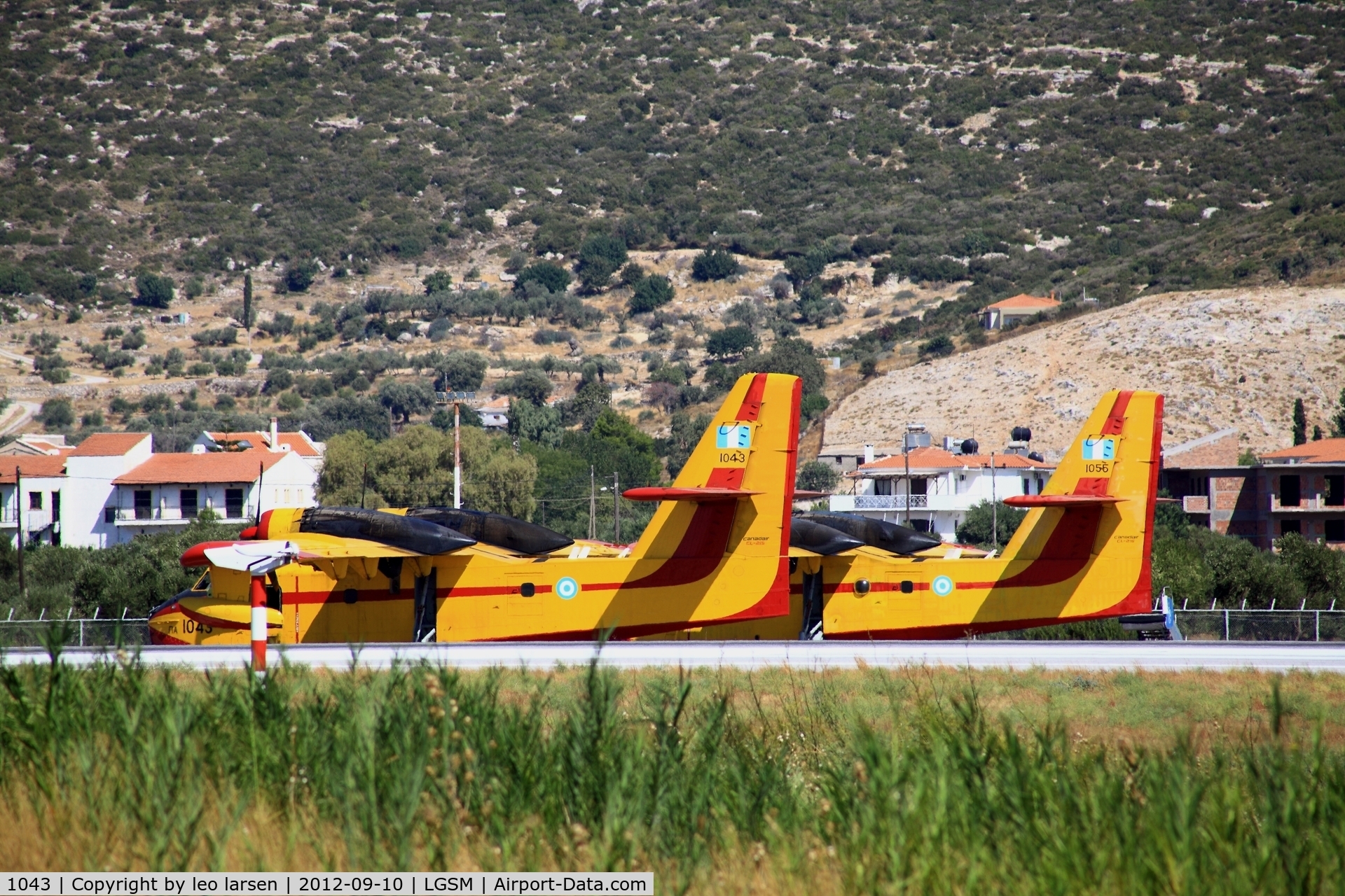 1043, Canadair CL-215-II (CL-215-1A10) C/N 1043, Samos 10.9.2012 together with 1056