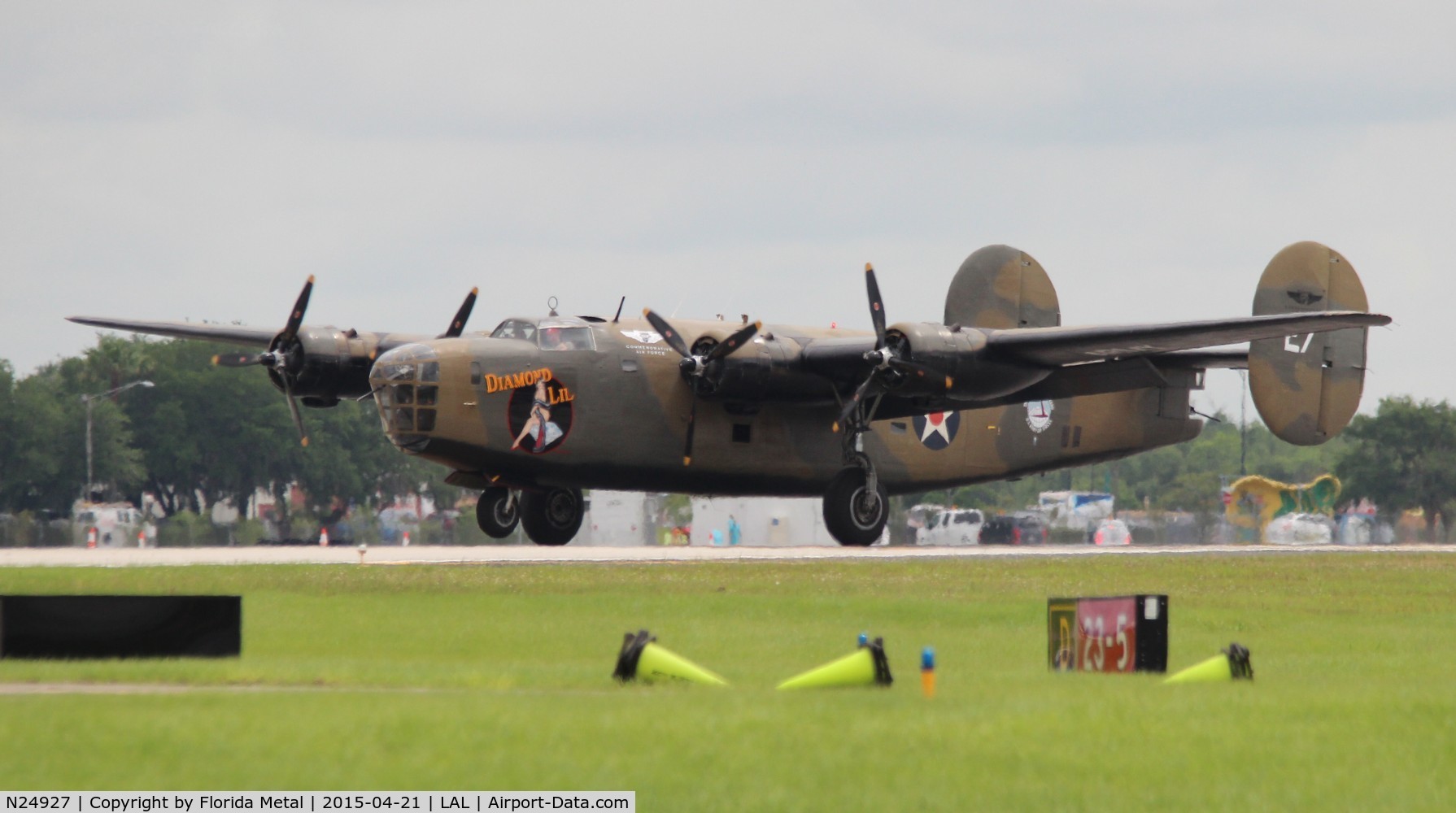 N24927, 1940 Consolidated Vultee RLB30 (B-24) C/N 18, Diamond Lil