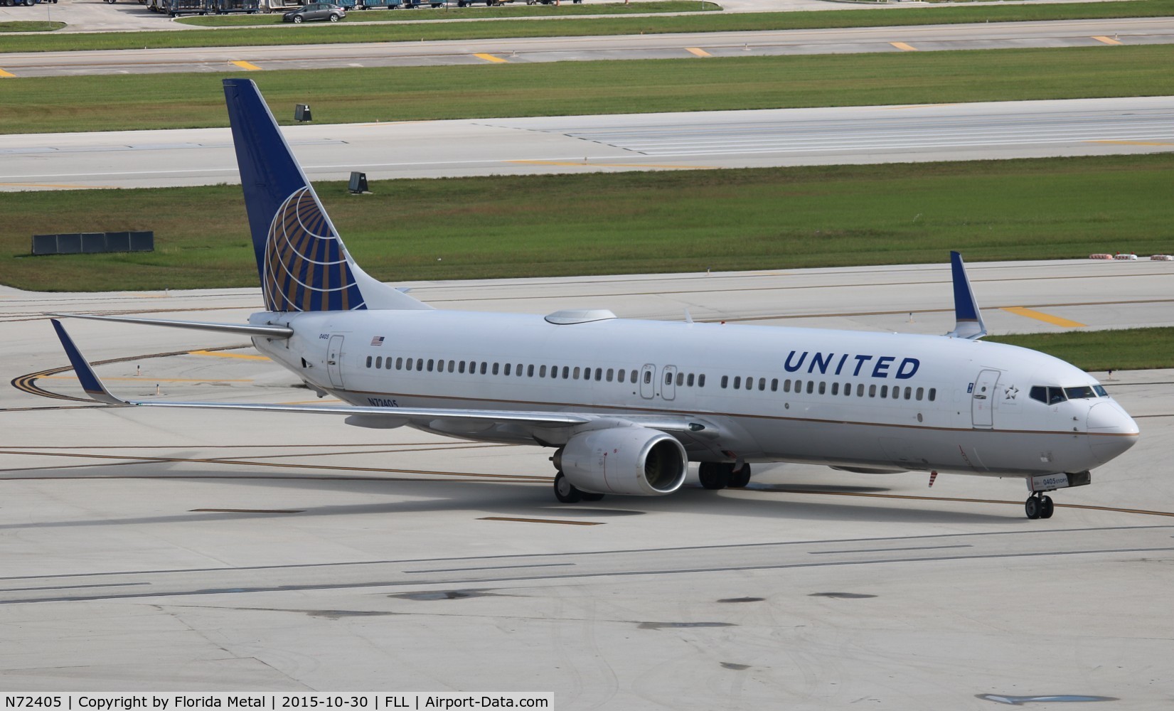 N72405, 2001 Boeing 737-924 C/N 30122, United