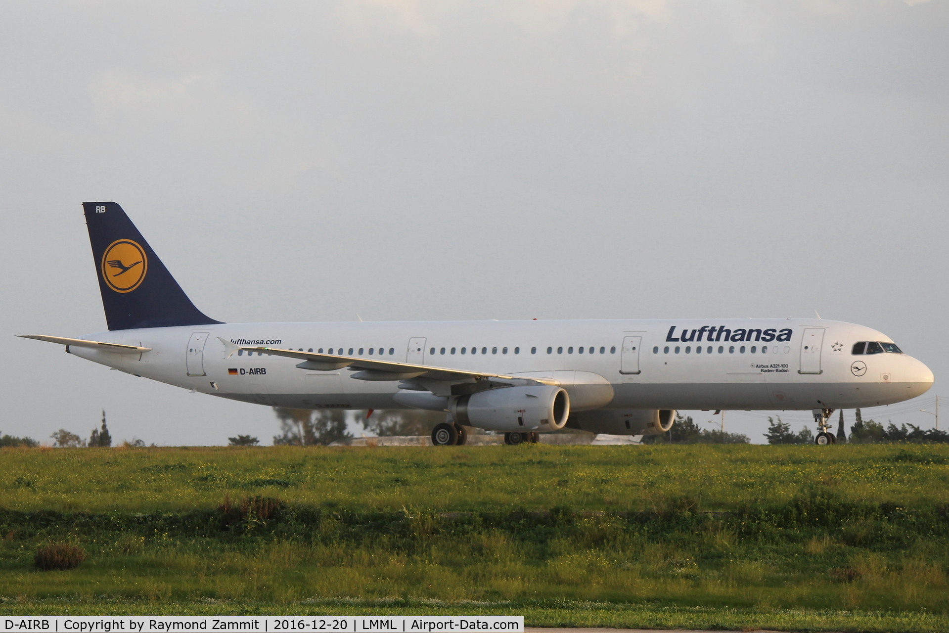 D-AIRB, 1993 Airbus A321-131 C/N 0468, A321 D-AIRB Lufthansa