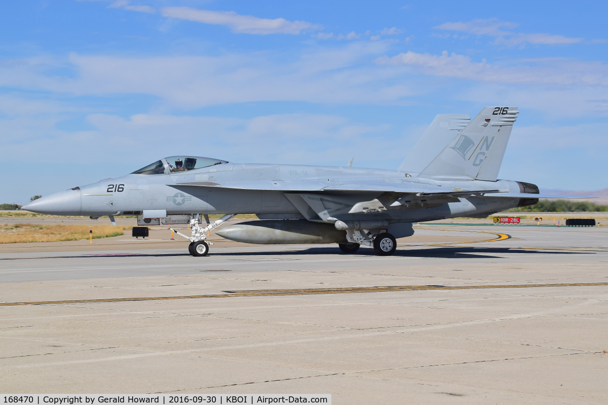 168470, Boeing F/A-18E Super Hornet C/N E-227, Taxi off Bravo.  VFA-14 “Tophatters”,
Carrier Air Wing 9, NAS Lemoore, CA