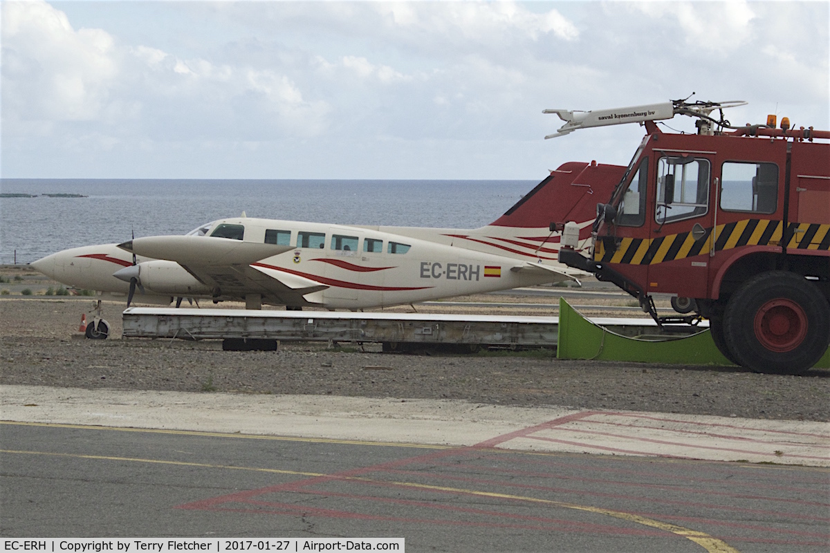 EC-ERH, 1976 Cessna 402B C/N 402B-1086, At Aeroclub San Augustin , El Berriel , Gran Canaria