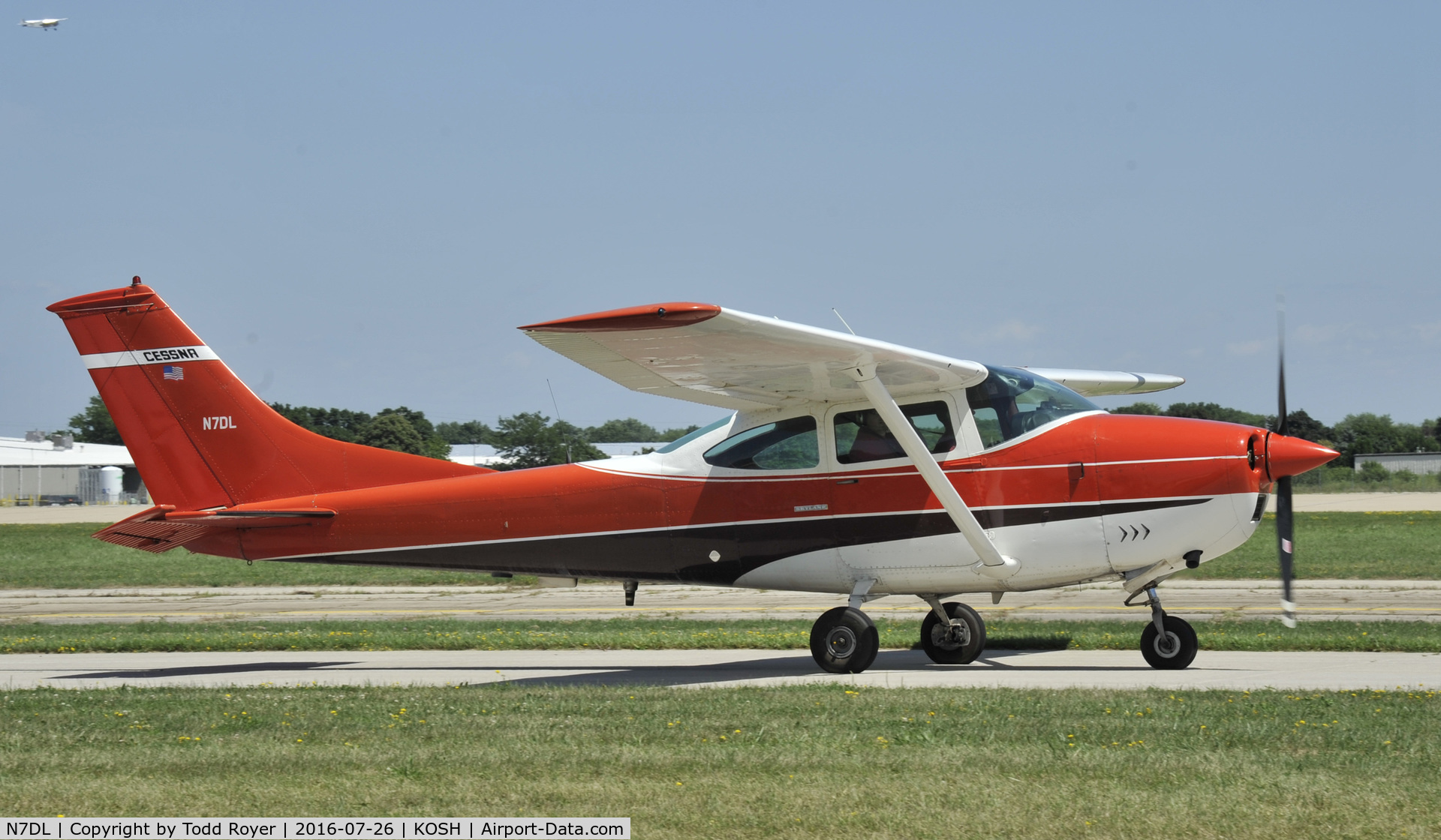 N7DL, 1969 Cessna 182M Skylane C/N 18259774, Airventure 2016