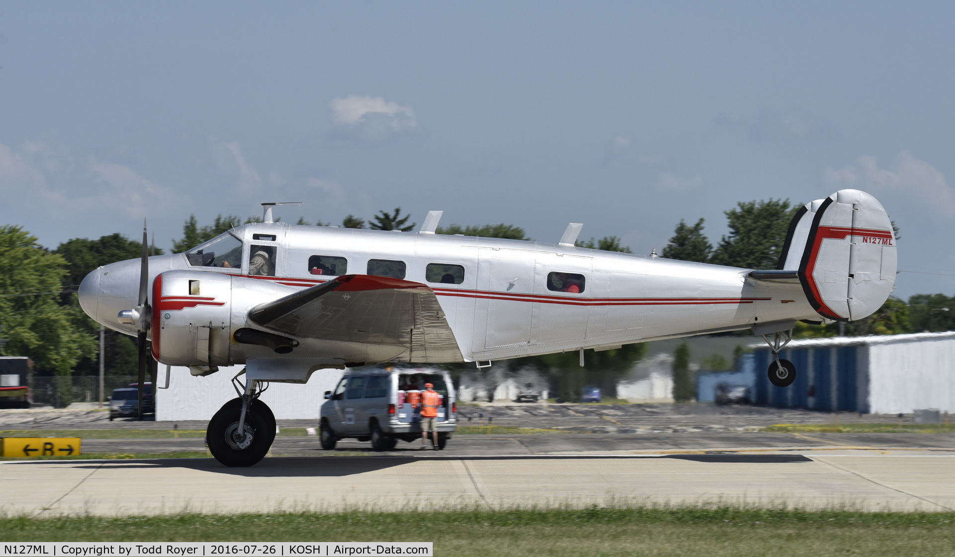 N127ML, 1946 Beech D18S C/N A-212, Airventure 2016