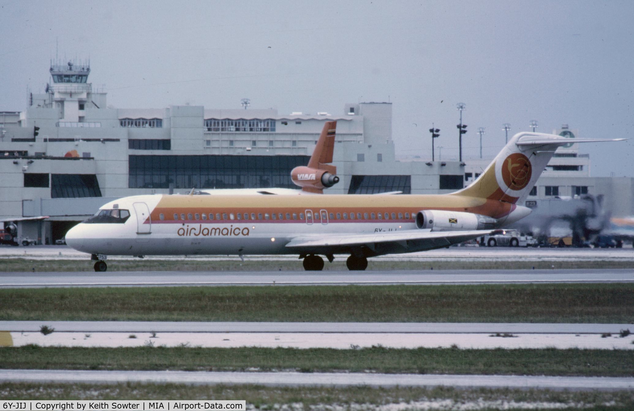 6Y-JIJ, 1974 McDonnell Douglas DC-9-32 C/N 47639, Miami Int 1982
