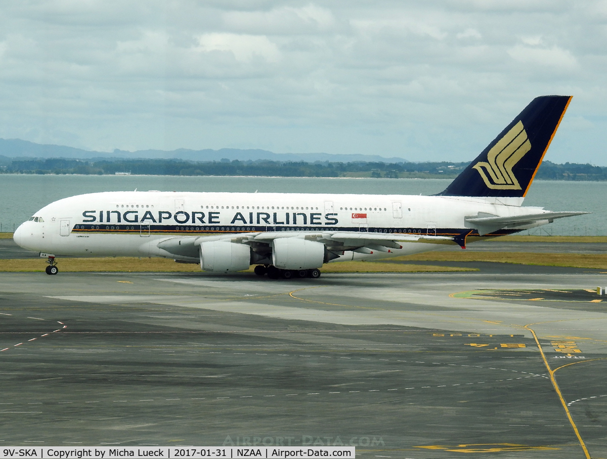 9V-SKA, 2007 Airbus A380-841 C/N 003, At Auckland