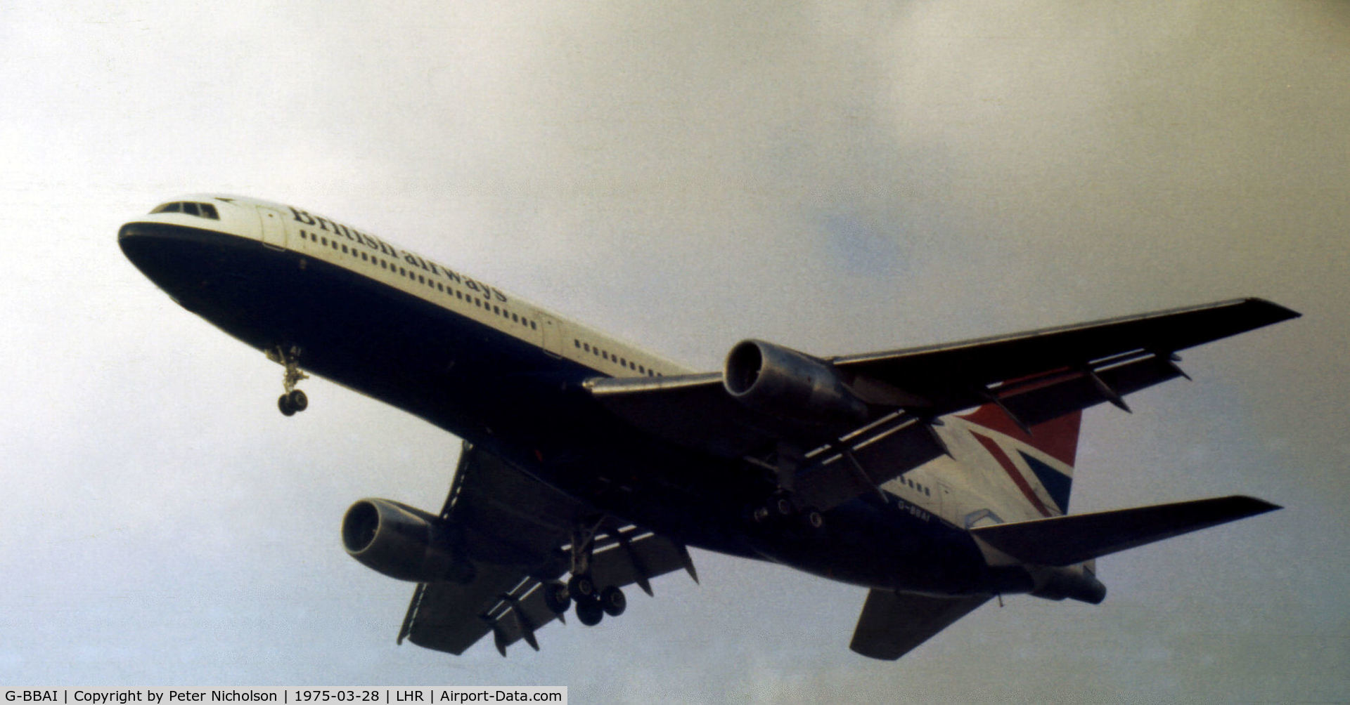 G-BBAI, 1974 Lockheed L-1011-385-1 TriStar 1 C/N 193N-1102, L.1011 TriStar of British Airways on approach to Heathrow in March 1975.
