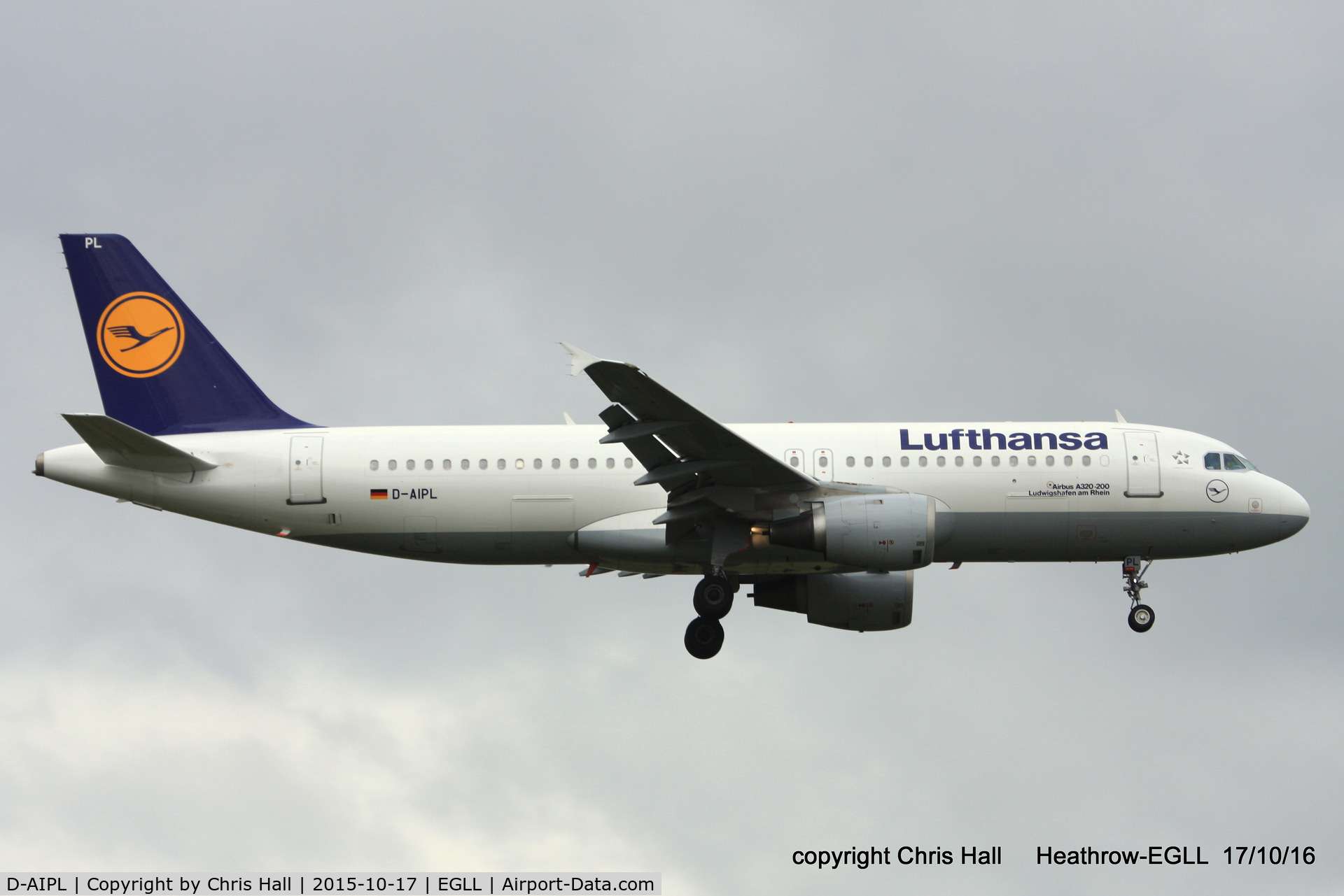 D-AIPL, 1989 Airbus A320-211 C/N 094, Lufthansa