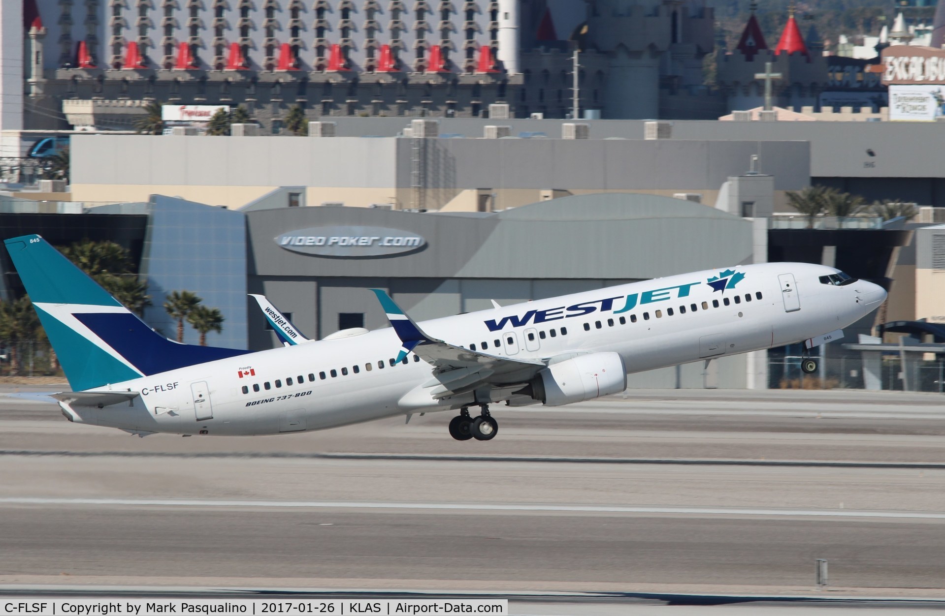 C-FLSF, 2015 Boeing 737-8CT C/N 40838, Boeing 737-800