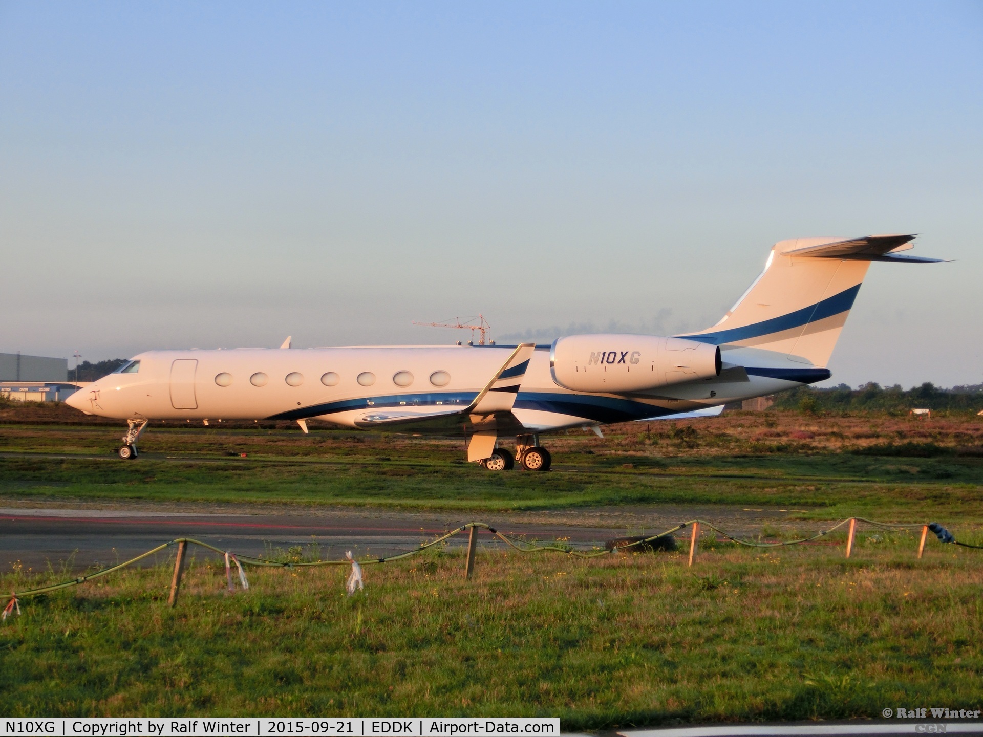 N10XG, 2008 Gulfstream Aerospace GV-SP (G550) C/N 5186, Gulfstream Aerospace GV-SP G550 - Bank of Utah Trustee - N10XG - 21.09.2015 - CGN