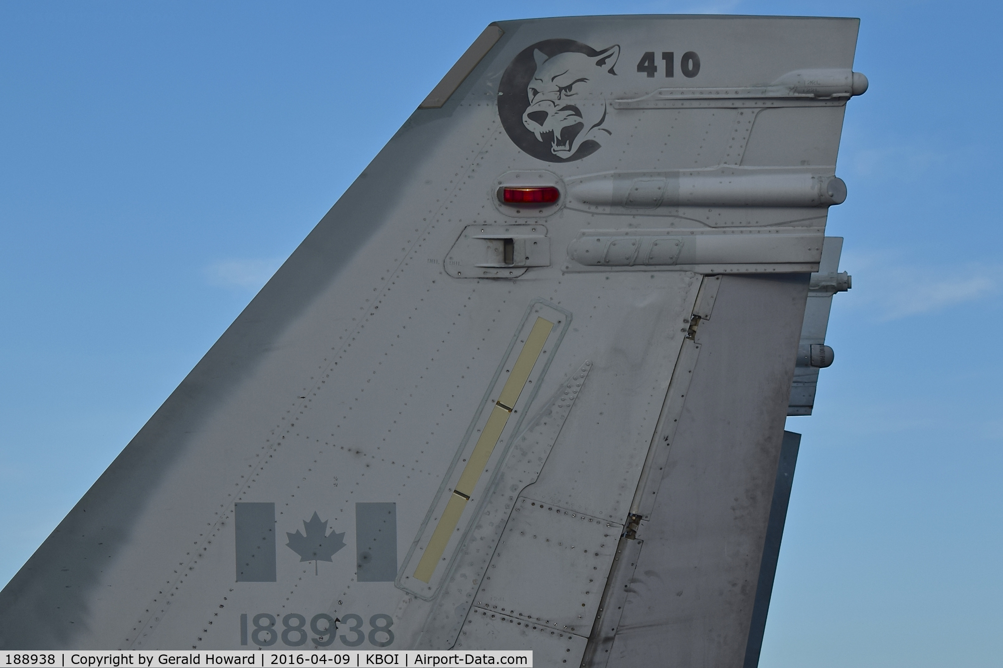 188938, 1988 McDonnell Douglas CF-188B Hornet C/N 738/B109, 410 SQ., Cold lake, Alberta, Canada.