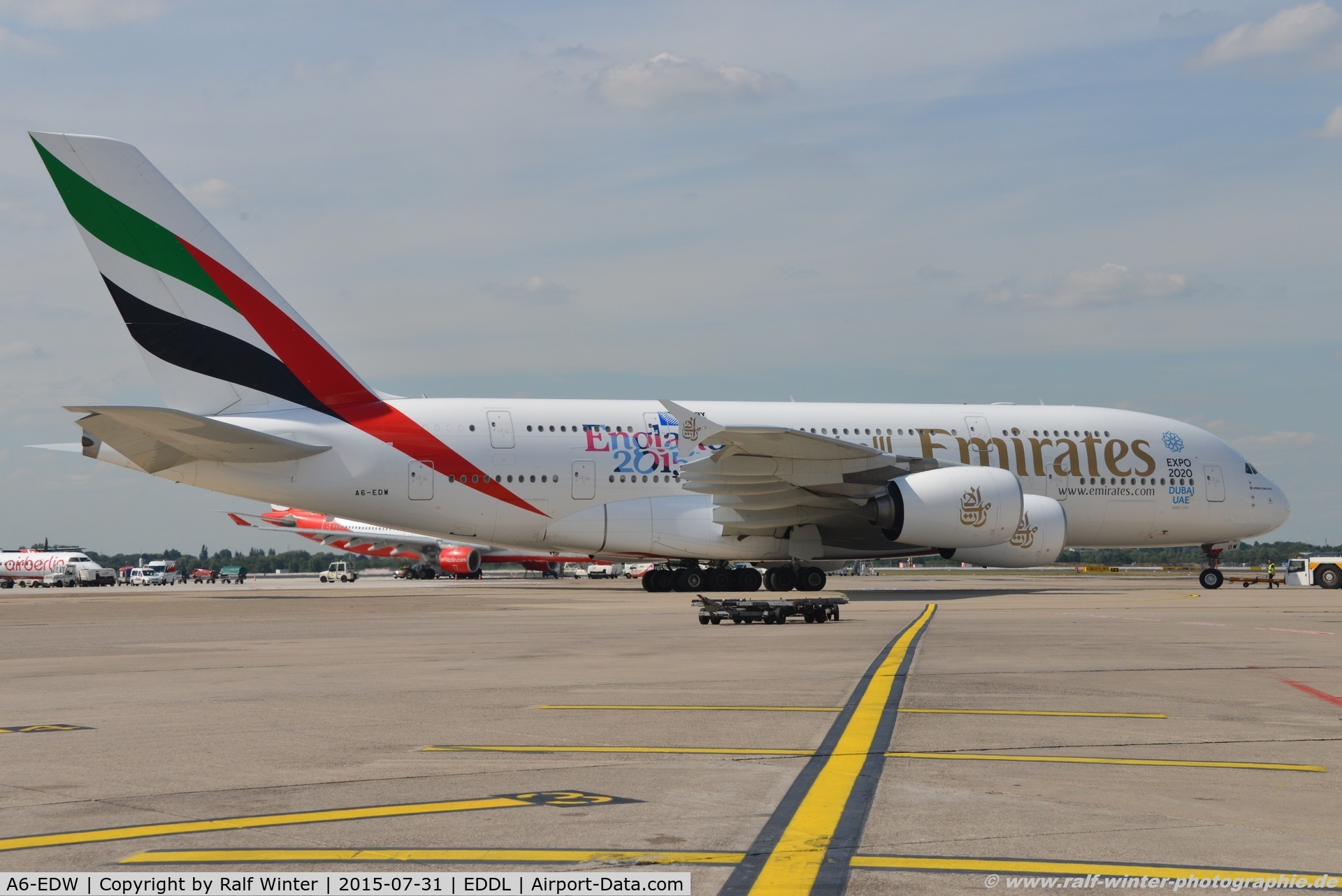 A6-EDW, 2012 Airbus A380-861 C/N 103, Airbus A380-861 - EK UAE Emirates 'Rugby England 2015' - 103 - A6-EDW - 31.07.2015 - DUS