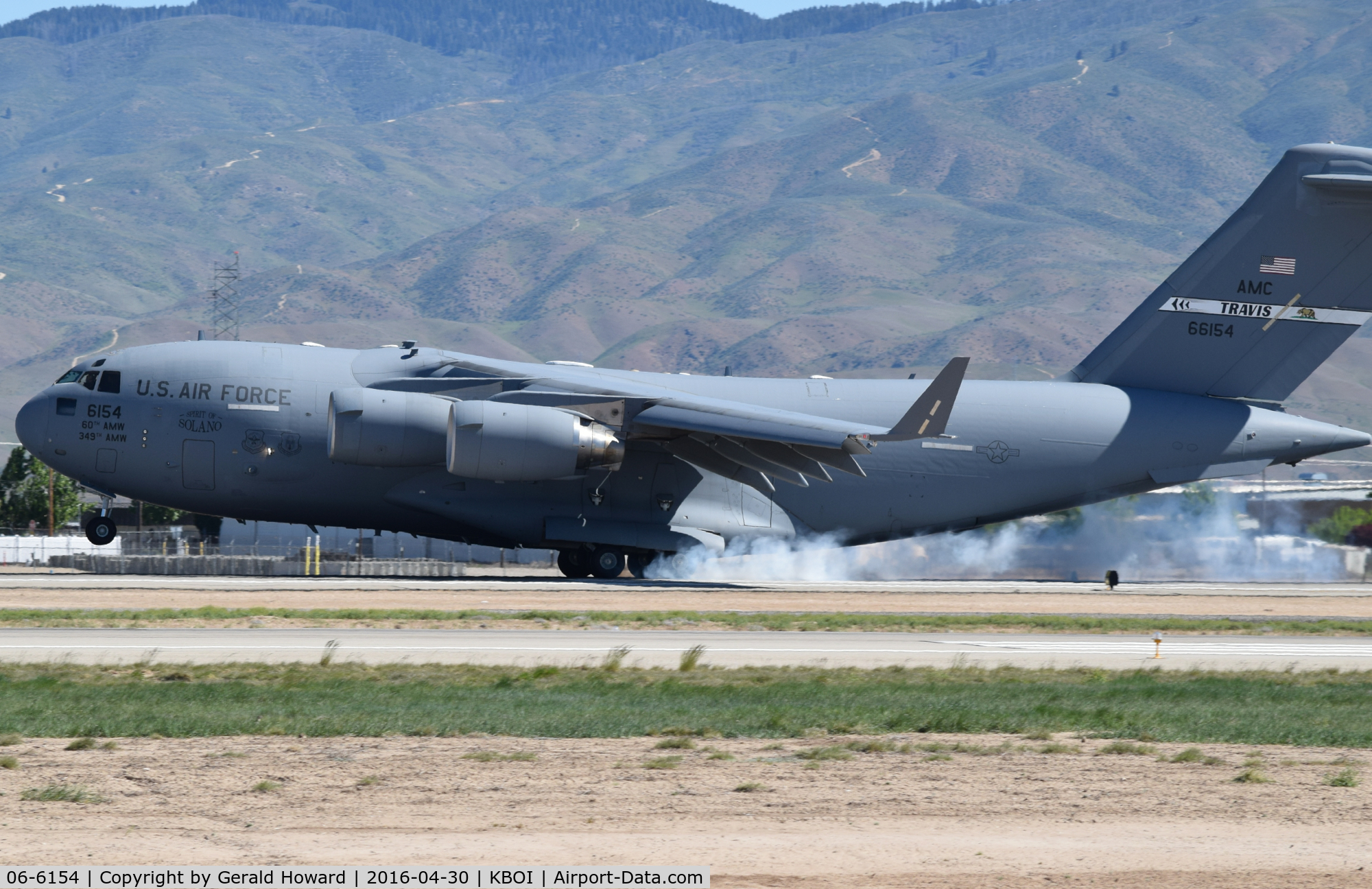 06-6154, 2006 Boeing C-17A Globemaster III C/N P-154, Touch down on RWY 28R. 60th Air Mobility Wing, Travis AFB, CA