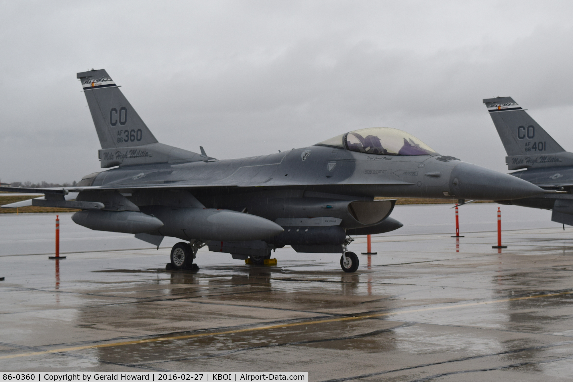 86-0360, 1986 General Dynamics F-16C Fighting Falcon C/N 5C-466, A rainy morning. Parked on the south GA ramp.
120th Fighter Sq. “Mile High Militia”, 140th Wing, Colorado Air National Guard