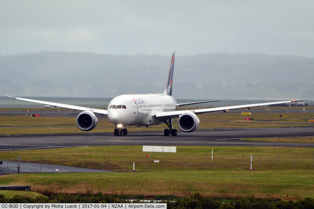 CC-BGD, 2015 Boeing 787-916 Dreamliner C/N 35322, At Auckland