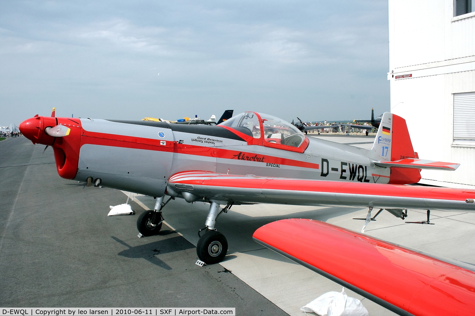 D-EWQL, 1972 Zlin Z-526AFS Acrobat C/N 1217, Berlin Air Show 11.6.2010