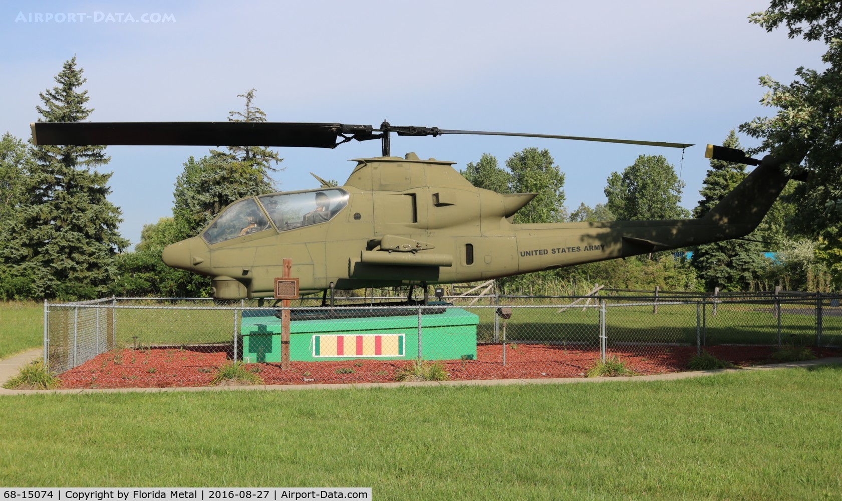 68-15074, 1968 Bell AH-1G Cobra C/N 20608, AH-1G Monroe MI Veterans park