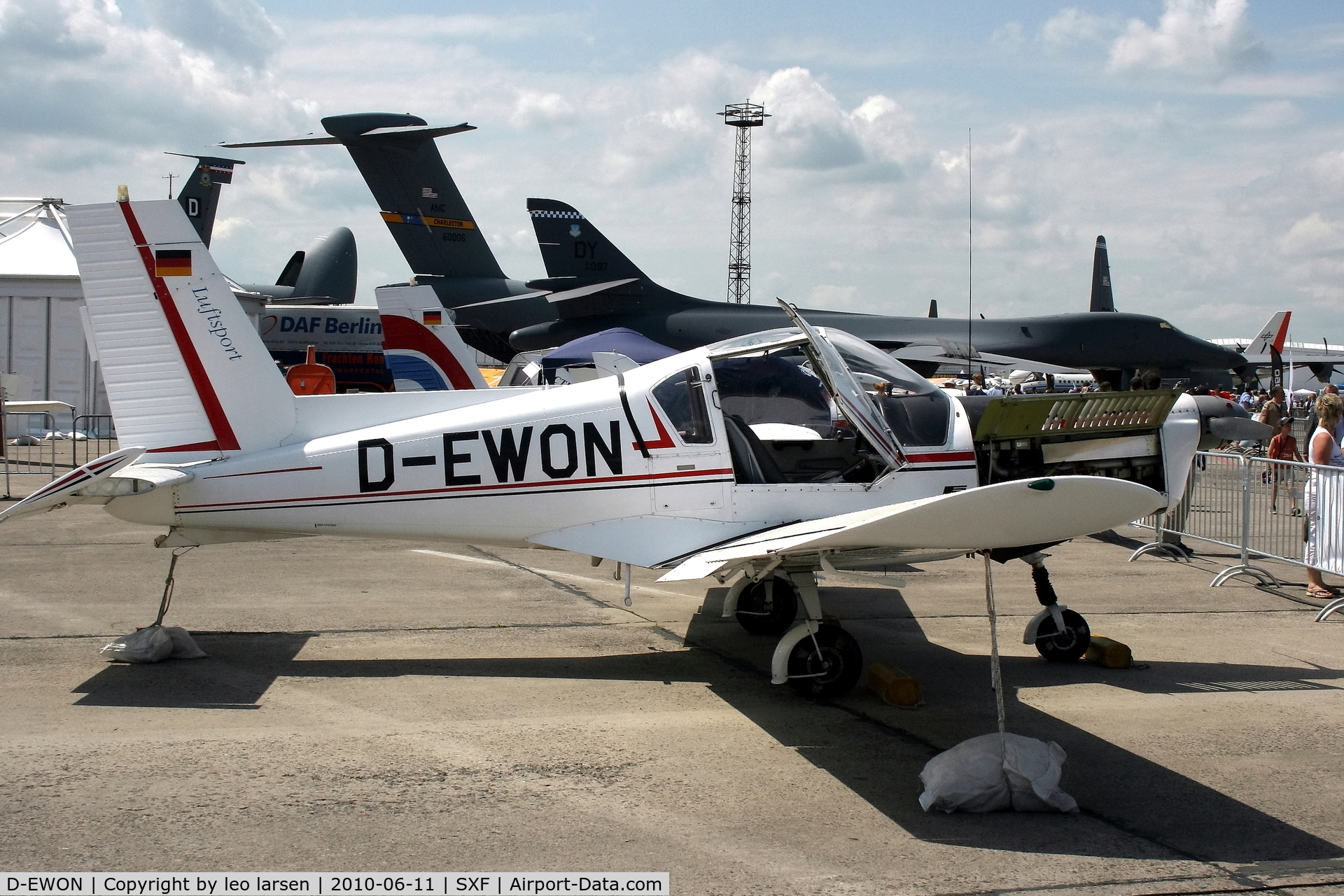 D-EWON, 1978 Zlin Z-42M C/N 0132/05, Berlin Air Show 11.6.2010