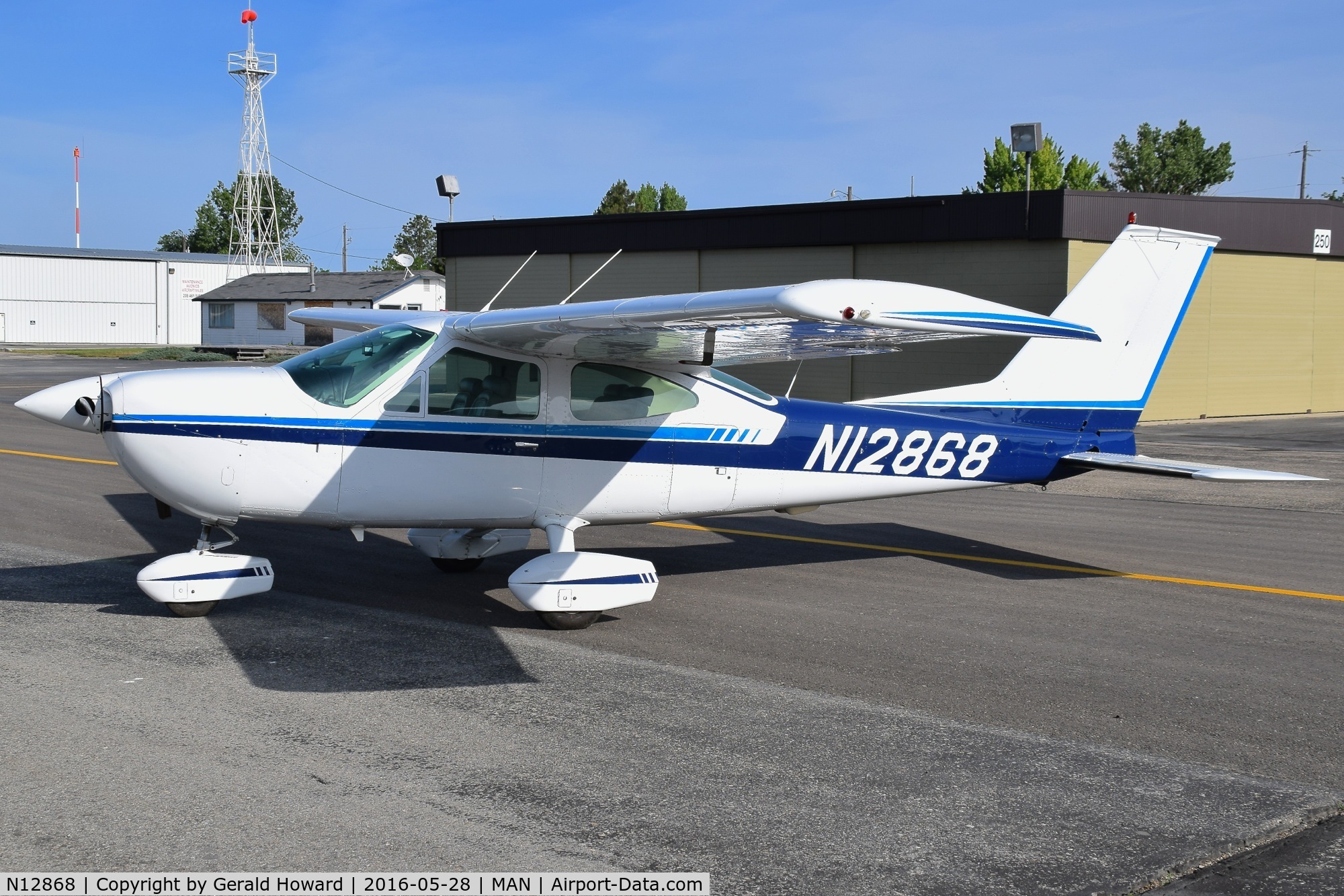 N12868, 1975 Cessna 177B Cardinal C/N 17702390, Based at Nampa Airport.