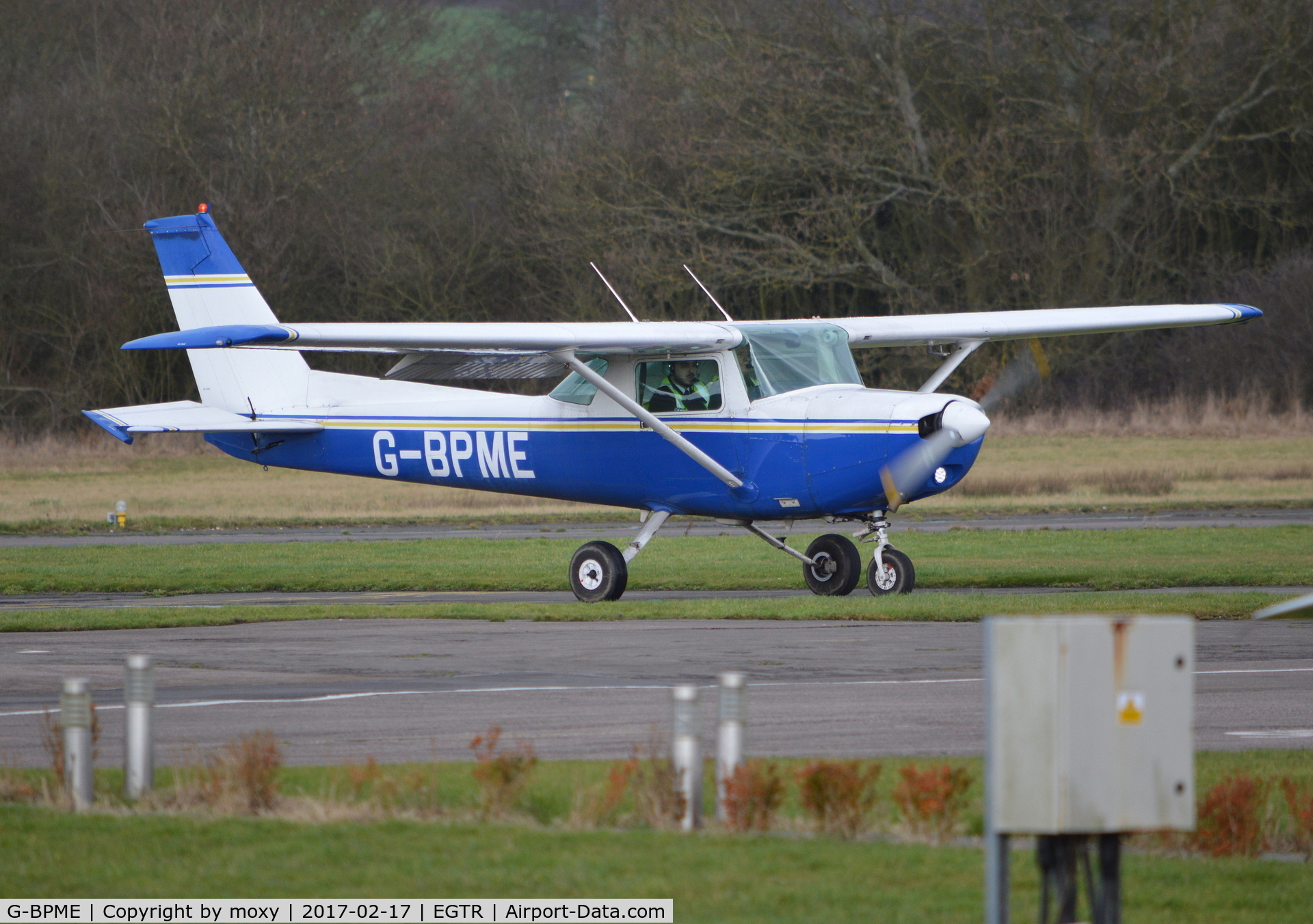 G-BPME, 1982 Cessna 152 C/N 152-85585, Cessna 152 at Elstree. Ex N94021