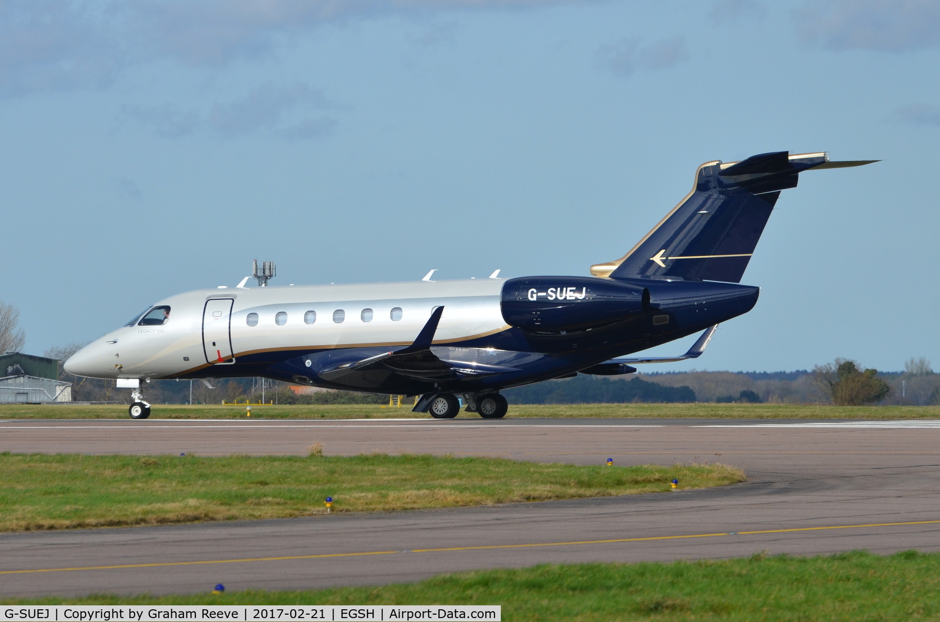 G-SUEJ, 2016 Embraer EMB-550 Legacy 500 C/N 55000042, About to depart from Norwich.