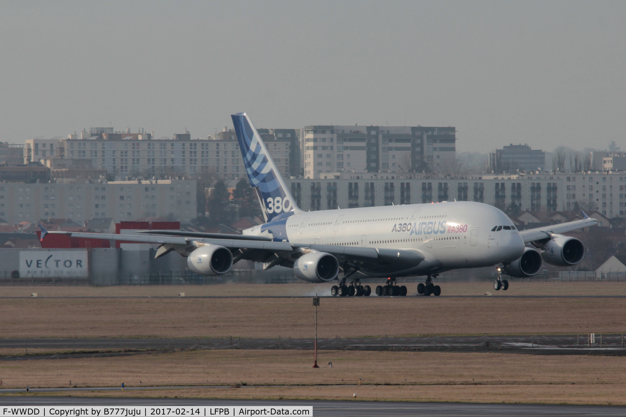 F-WWDD, 2005 Airbus A380-861 C/N 004, last landing, put in display at Air And Space Museeum at Le Bourget Airport