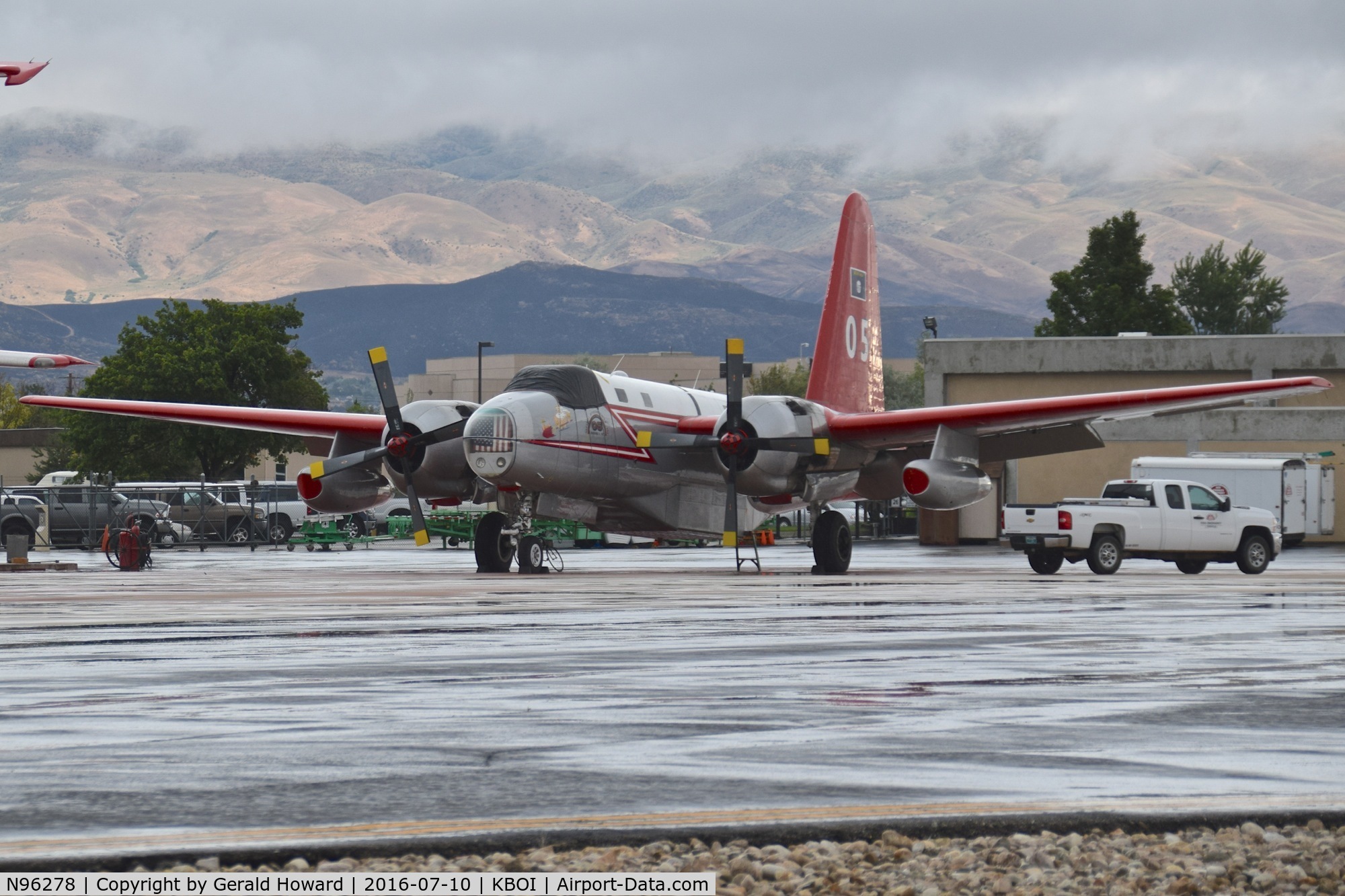 N96278, Lockheed P2V-5F Neptune C/N 426-5340, A rainy morning. No flying today. Parked on the NIFC ramp.