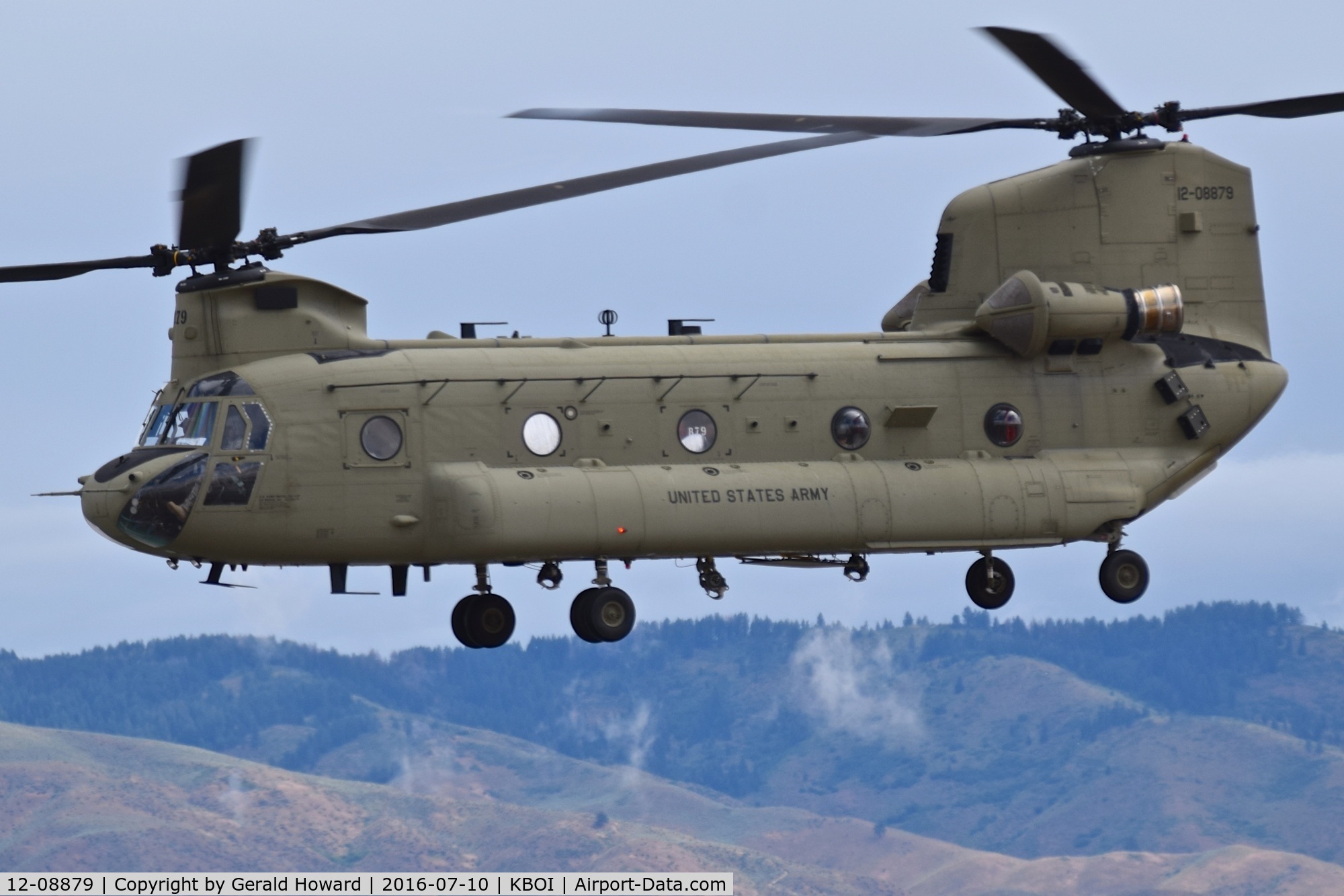 12-08879, 2012 Boeing CH-47F Chinook C/N M.8879, Departing BOI.