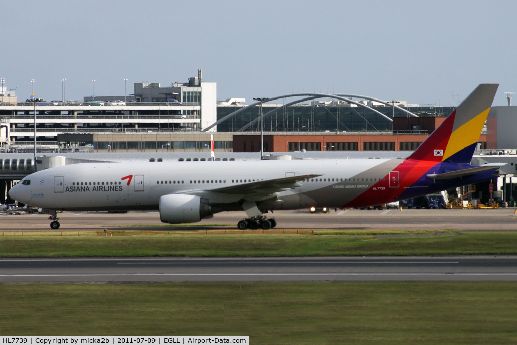 HL7739, Boeing 777-28E/ER C/N 29175, Taxiing