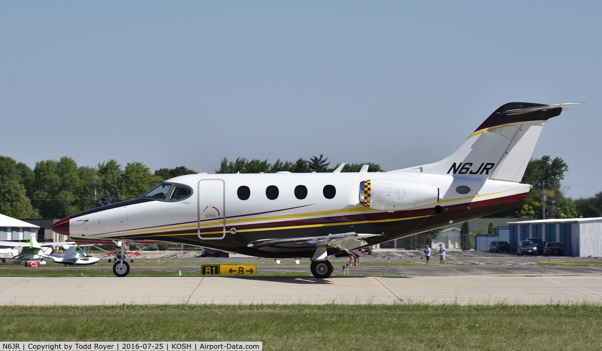 N6JR, 2011 Hawker Beechcraft 390 Premier 1A C/N RB-281, Airventure 2016